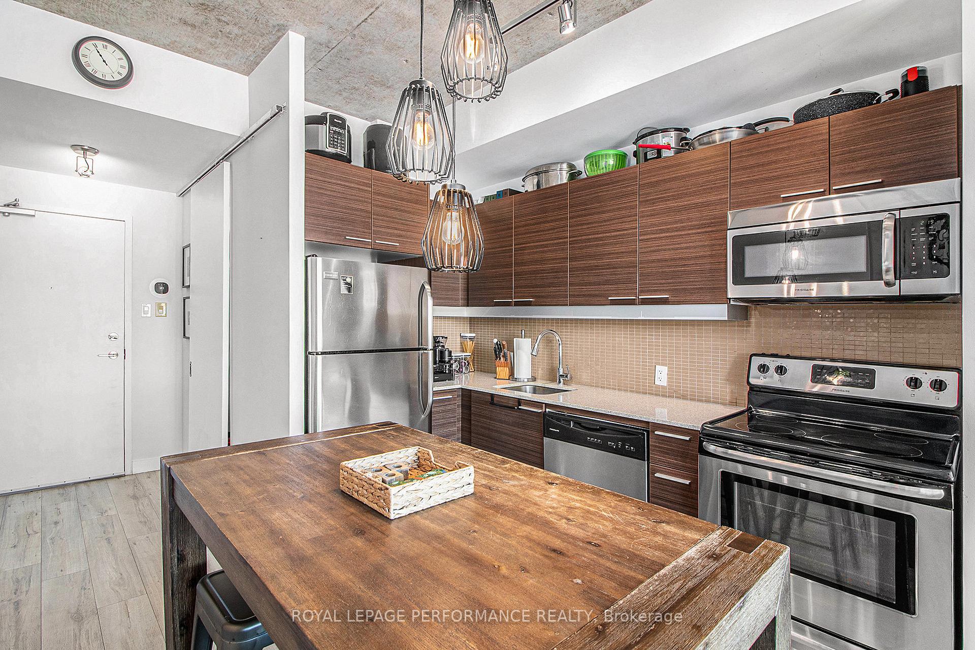 Photo 5 of Unit 814, 354 Gladstone Avenue, Ottawa, Ottawa Centre — HOMEH