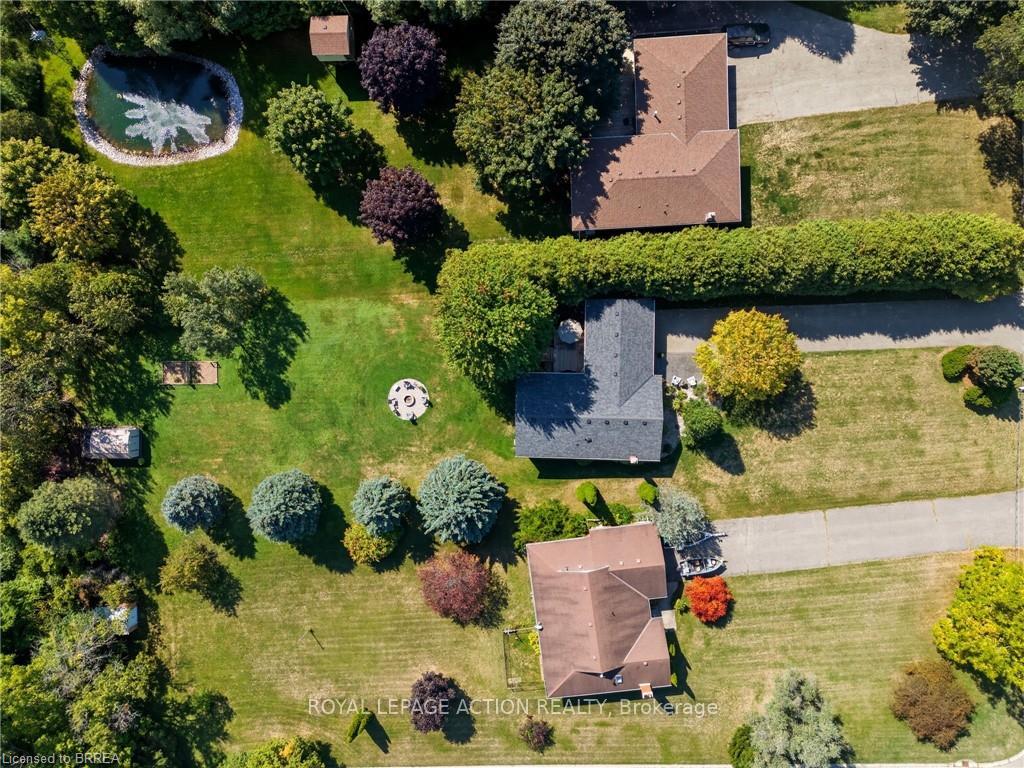 Photo 4 of 8 First Street, Brant, Brantford Twp — HOMEH
