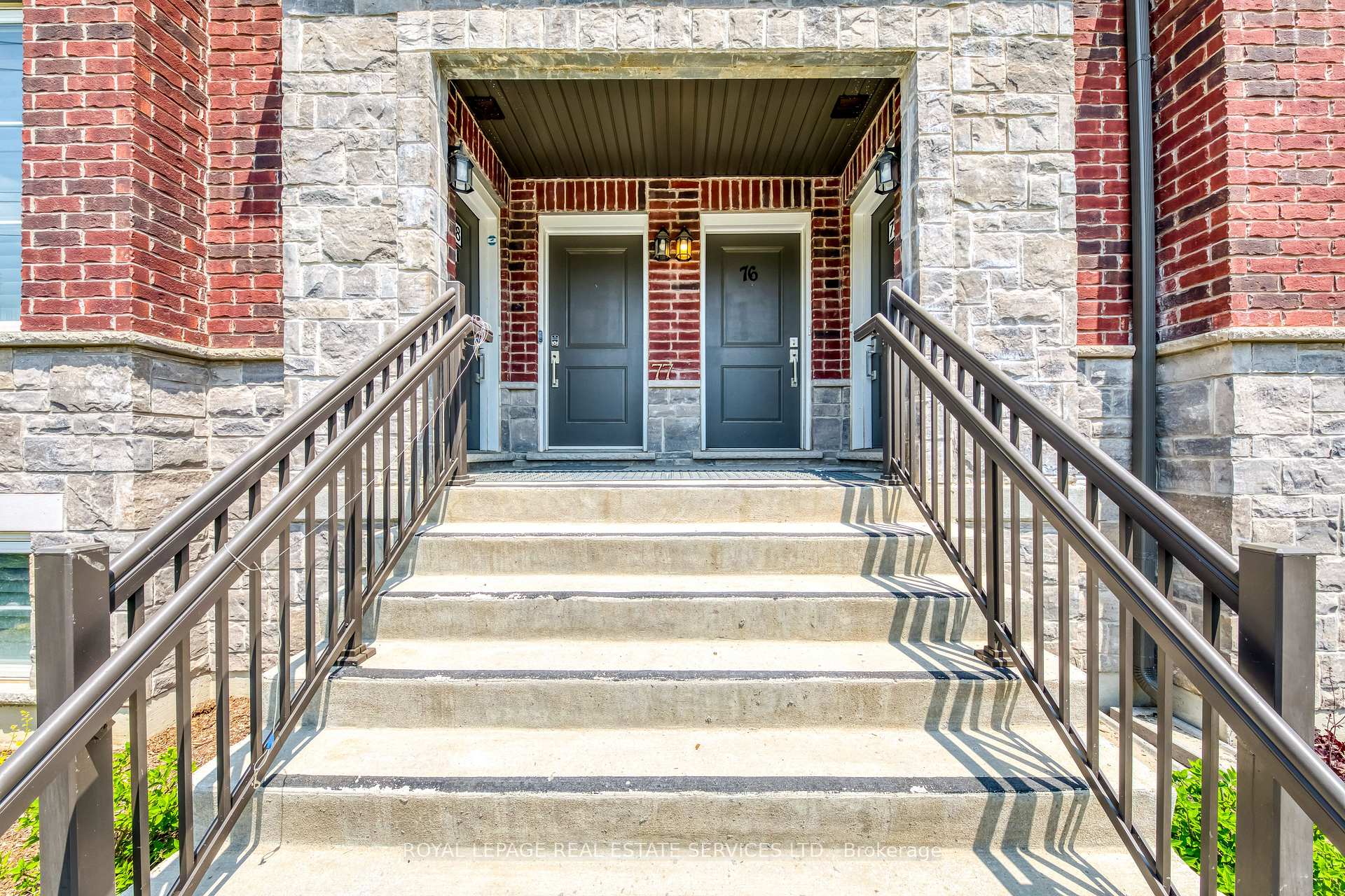 Photo 3 of Unit 76, 445 Ontario Street S, Toronto, Moss Park — HOMEH