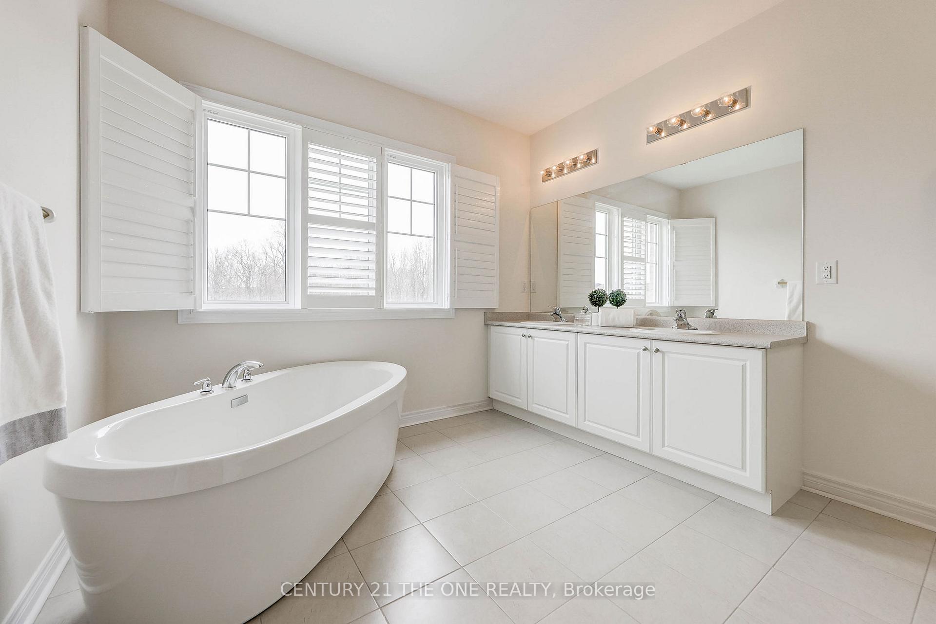 Photo 11 of 97 Roy Harper Avenue, Aurora, Rural Aurora — HOMEH