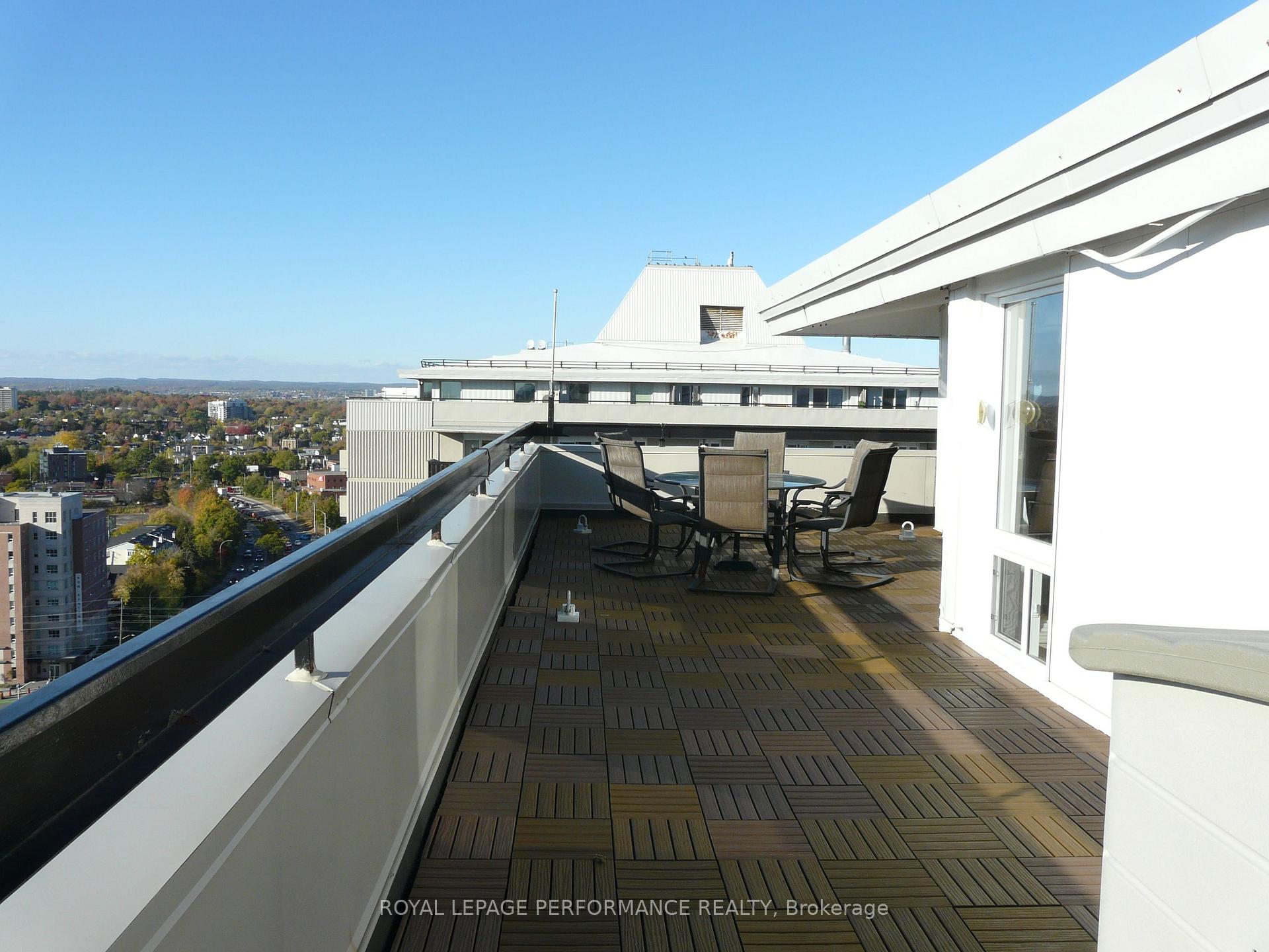 Photo 19 of Unit Penthouse 2, 158C Mcarthur Avenue, Ottawa, Vanier — HOMEH