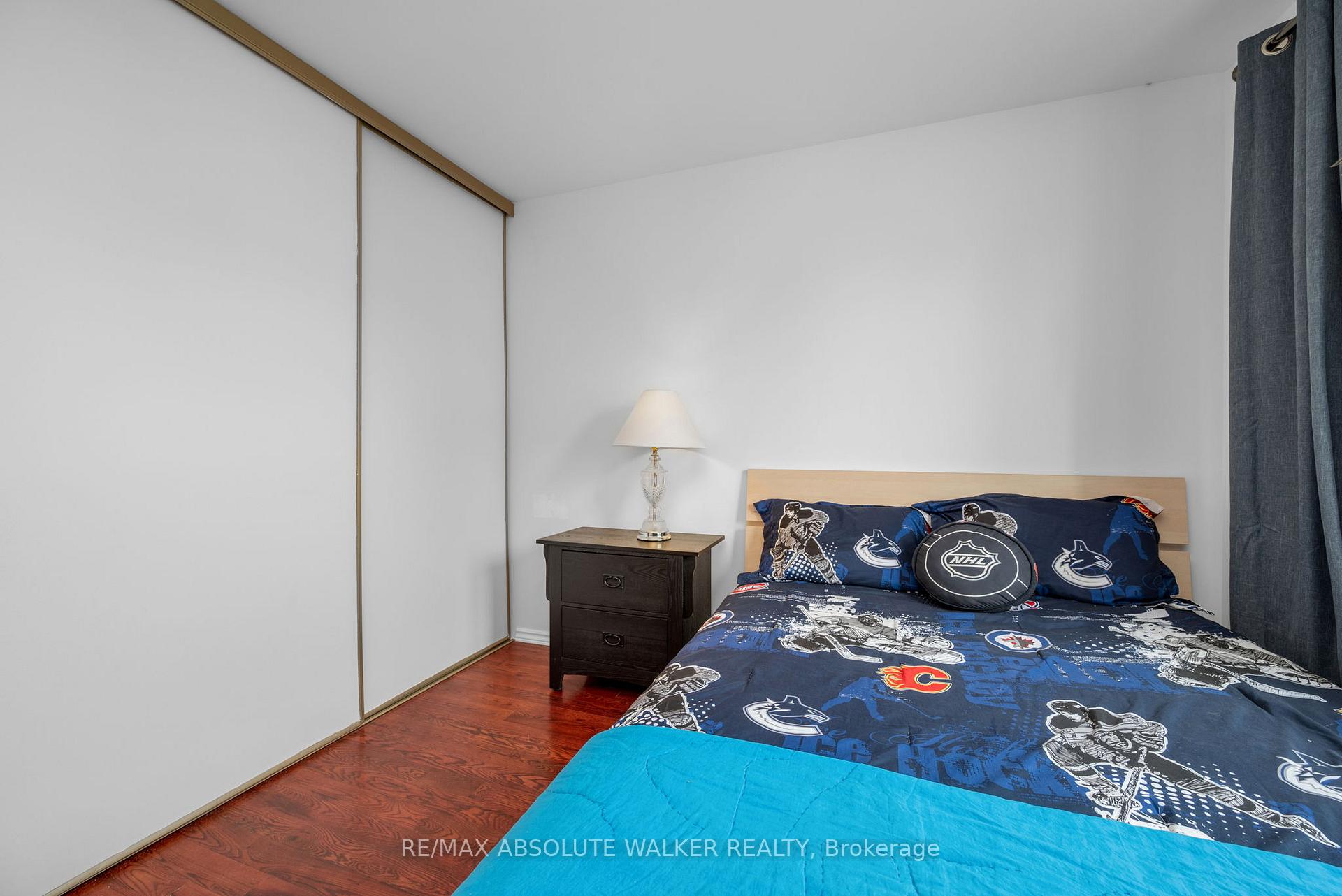 Photo 18 of Unit 52, 105 Claiborne Way, Ottawa, Queenswood Heights South — HOMEH