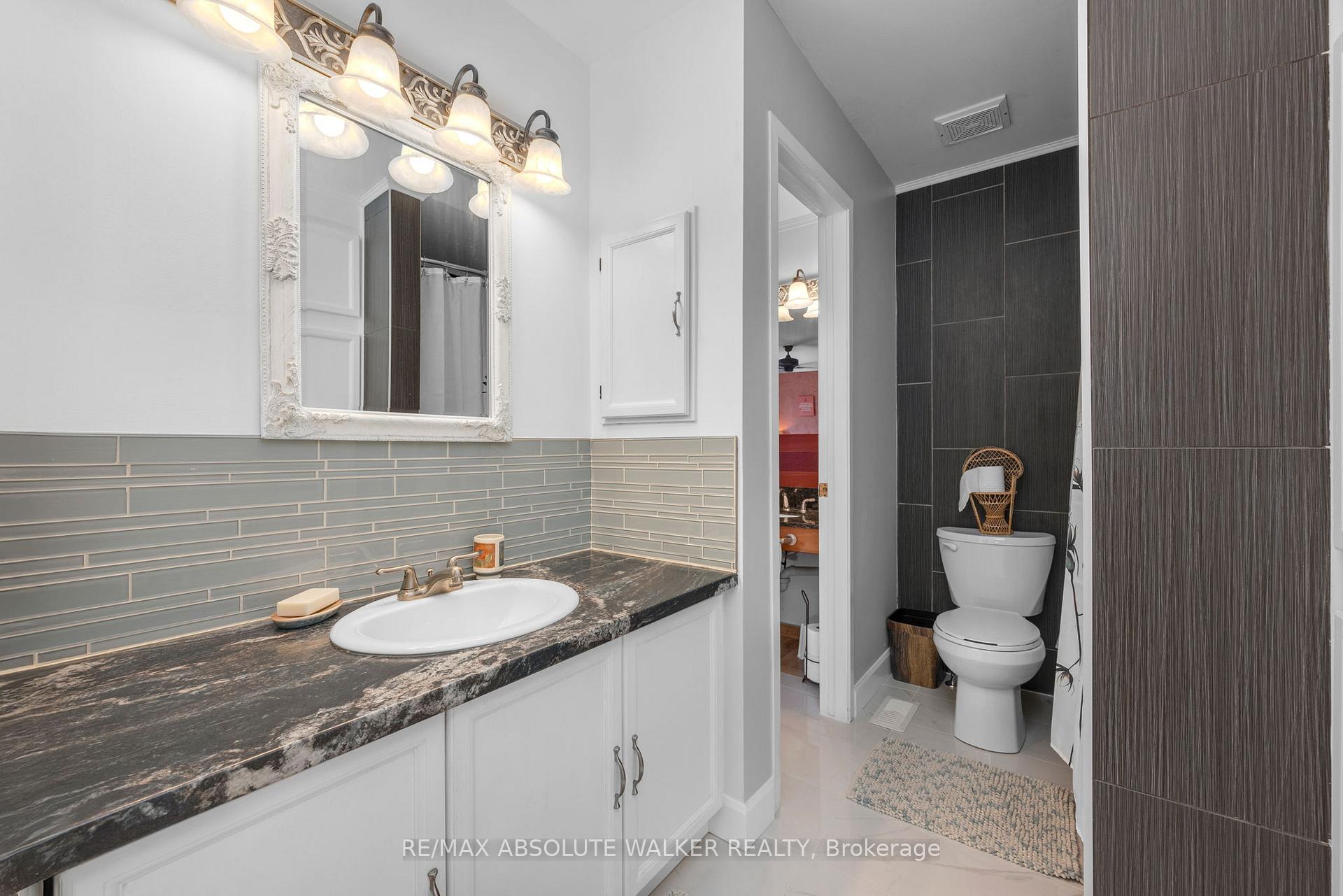 Photo 19 of Unit 52, 105 Claiborne Way, Ottawa, Queenswood Heights South — HOMEH