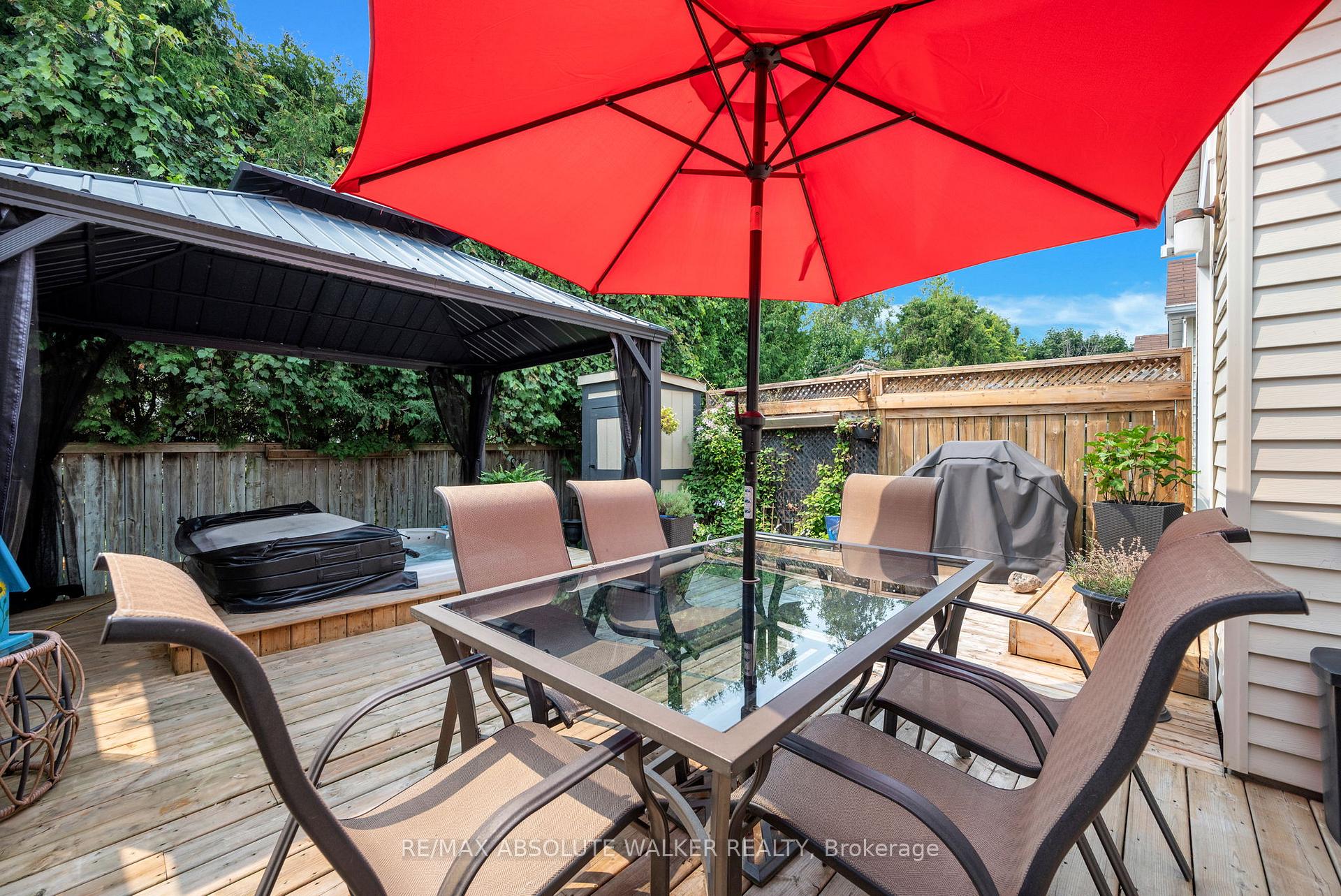 Photo 25 of Unit 52, 105 Claiborne Way, Ottawa, Queenswood Heights South — HOMEH