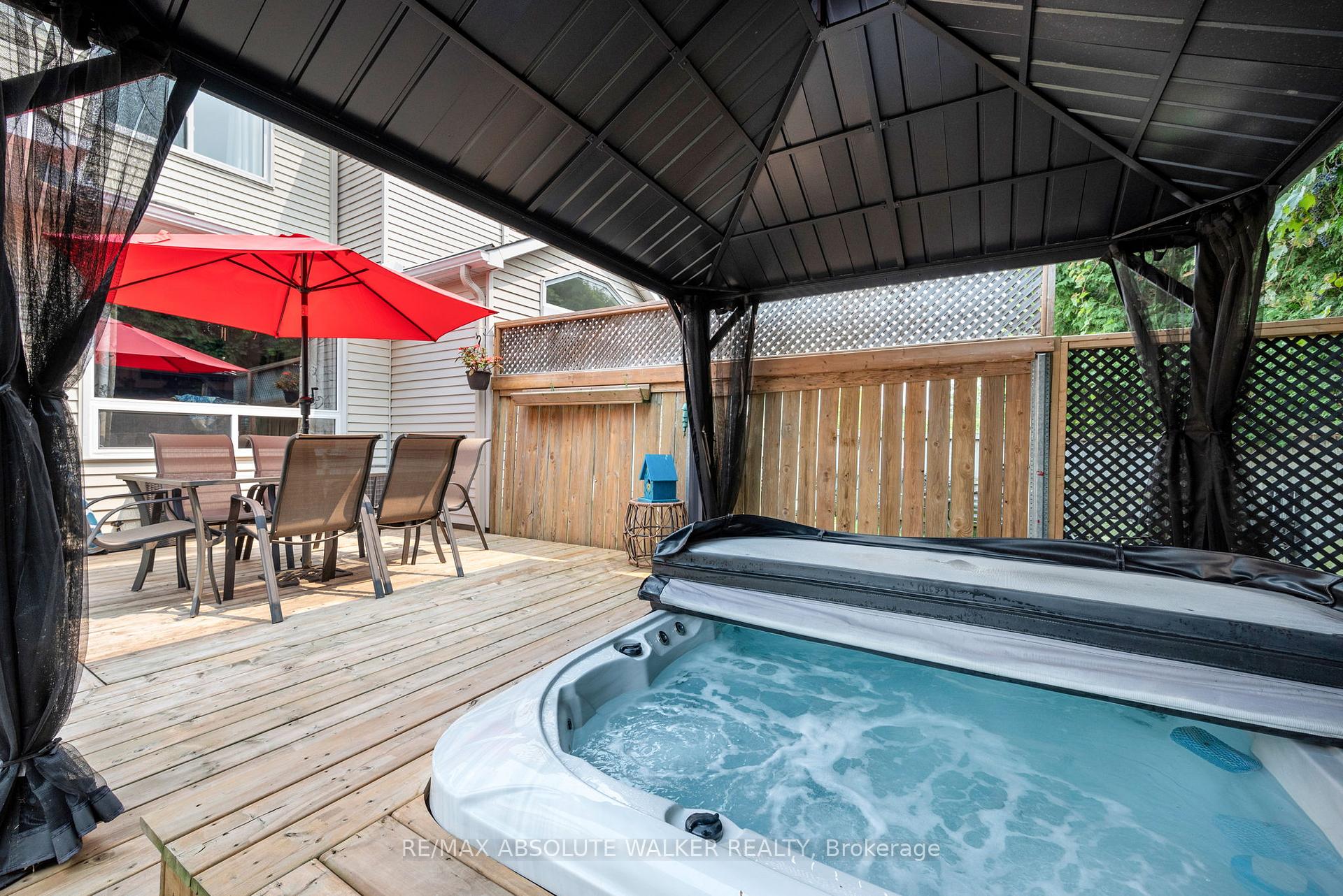 Photo 26 of Unit 52, 105 Claiborne Way, Ottawa, Queenswood Heights South — HOMEH