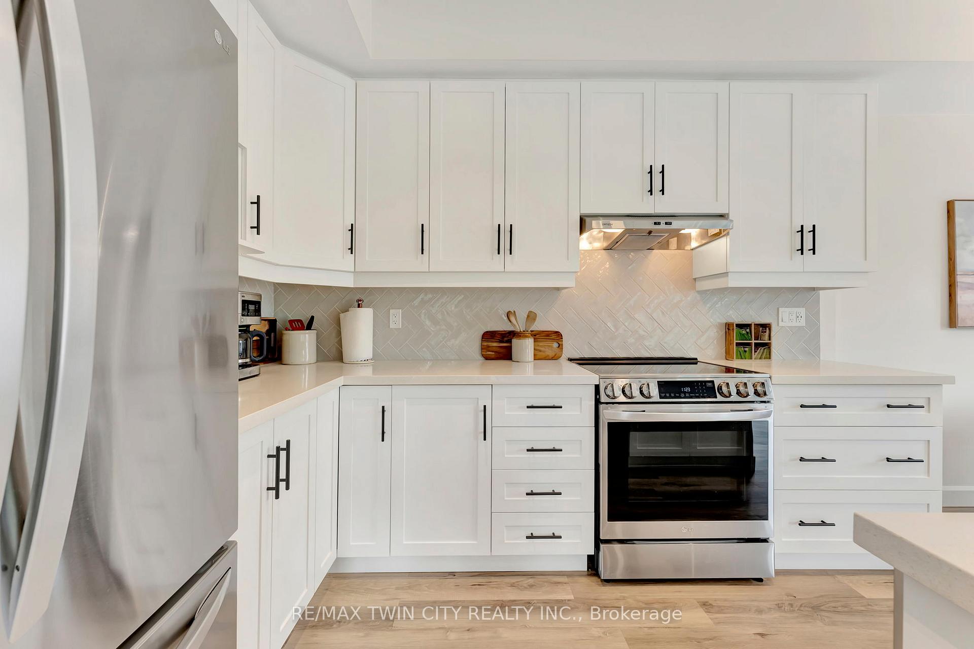 Photo 14 of 4 Southam Lane, Hamilton, Mountview — HOMEH