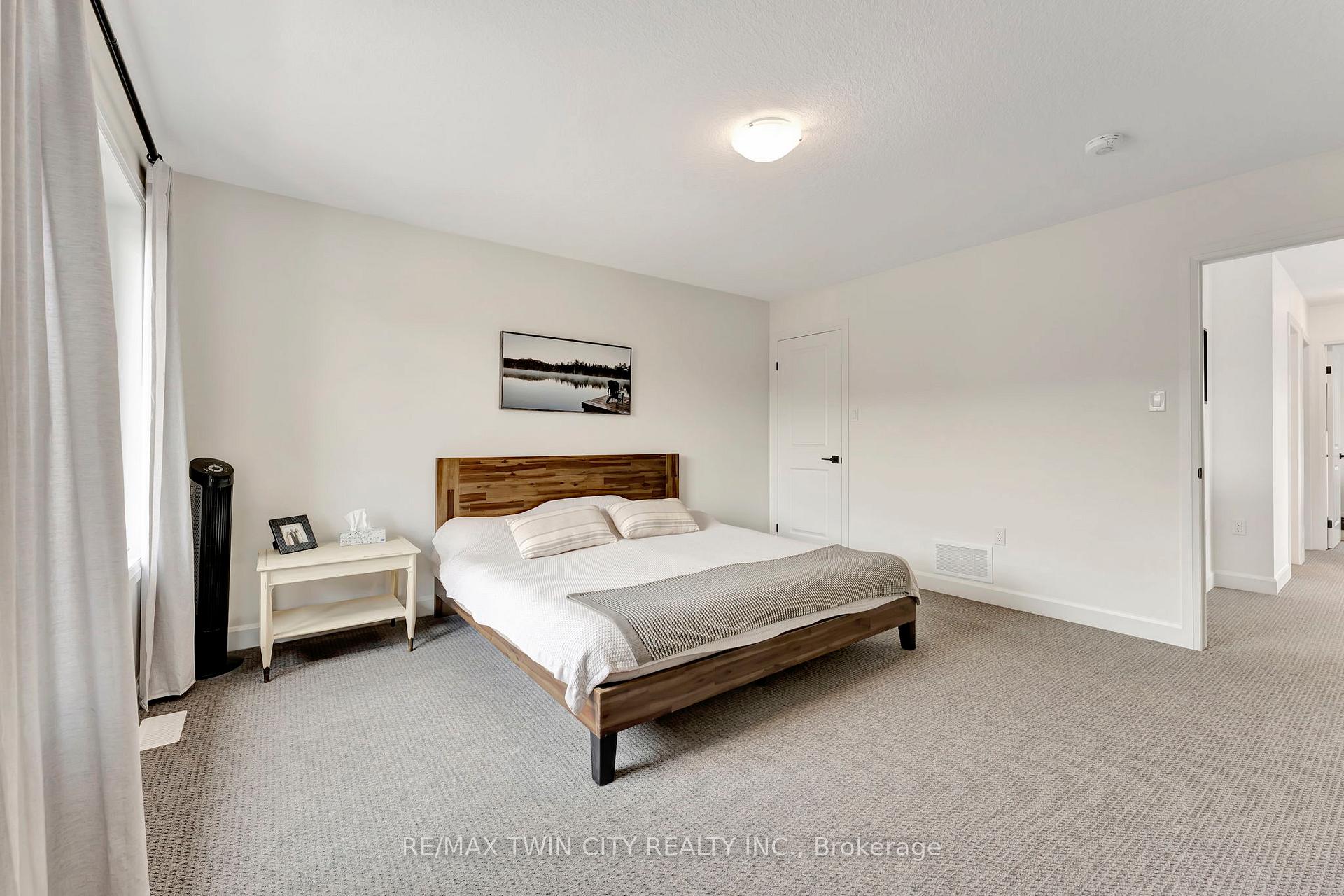 Photo 21 of 4 Southam Lane, Hamilton, Mountview — HOMEH