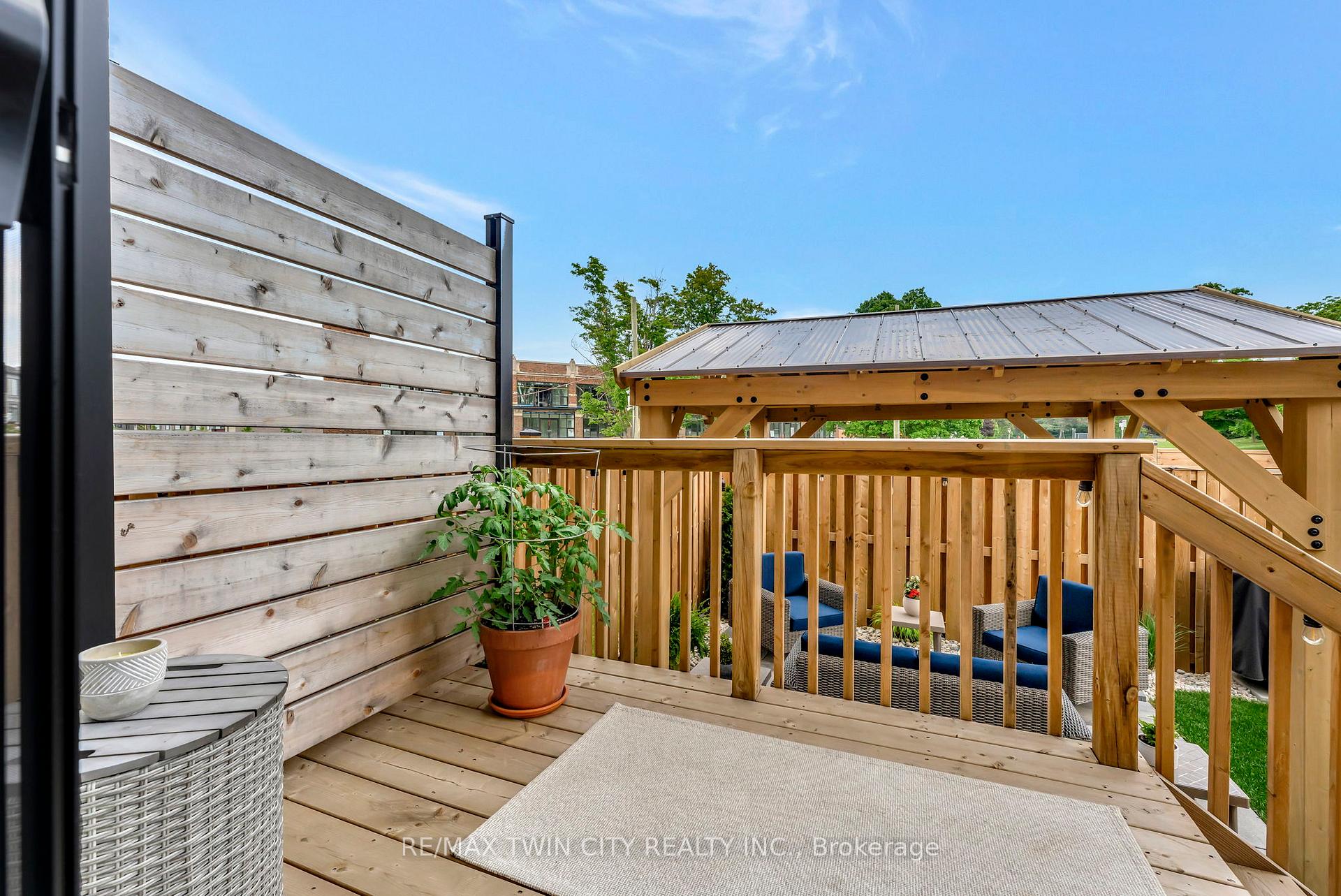 Photo 30 of 4 Southam Lane, Hamilton, Mountview — HOMEH