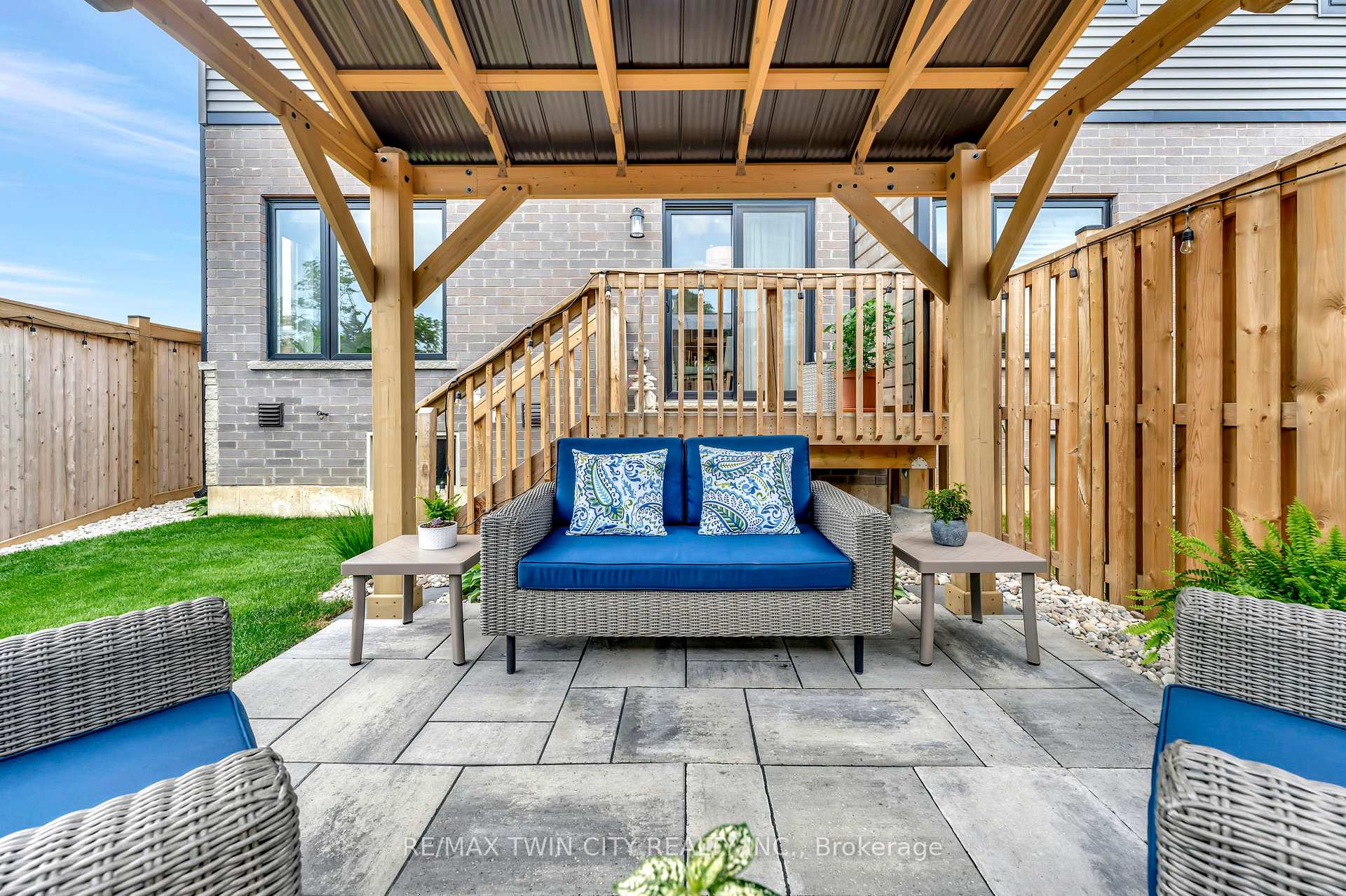 Photo 34 of 4 Southam Lane, Hamilton, Mountview — HOMEH