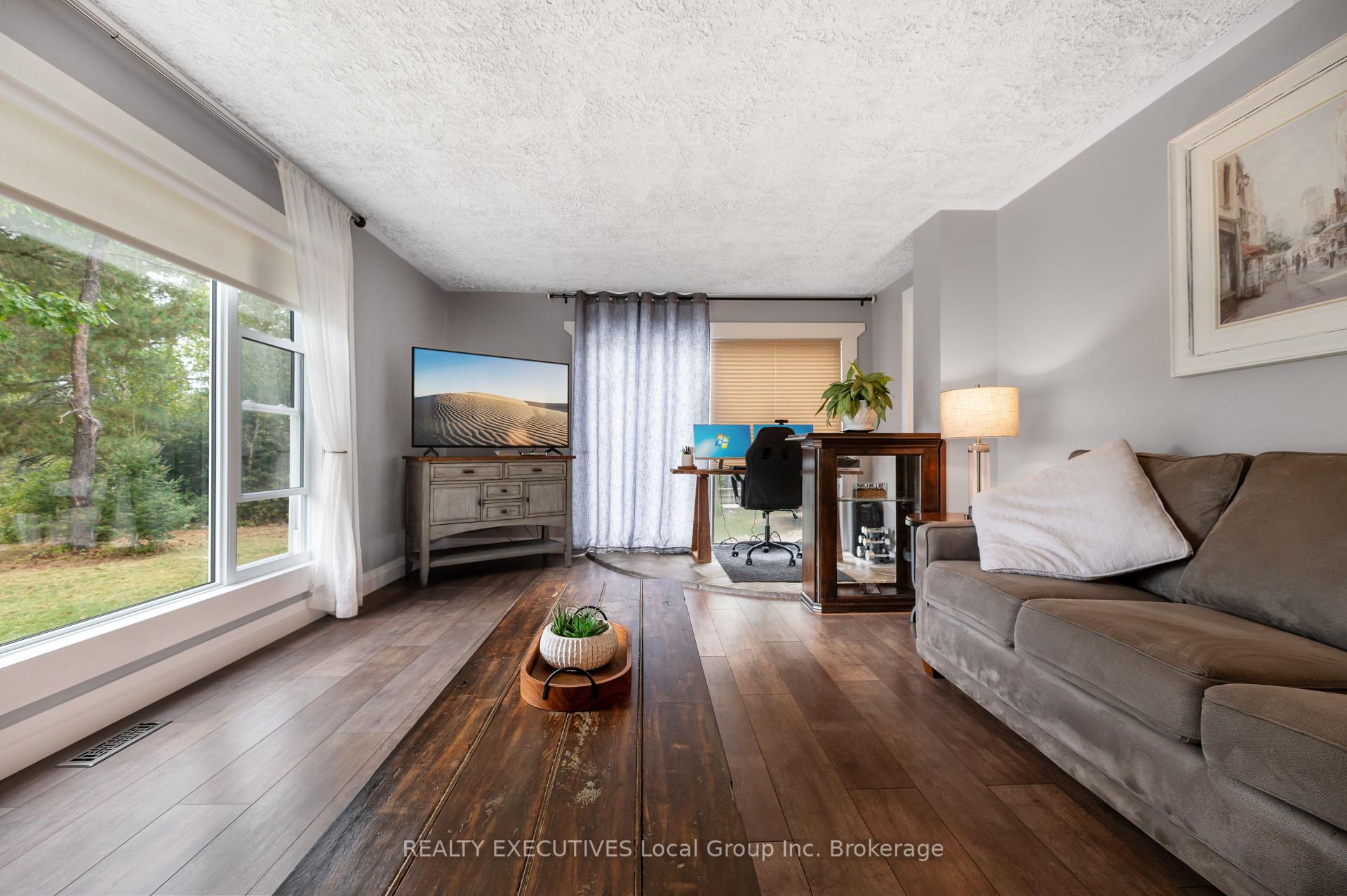 Photo 25 of 3507 Memorial Park Drive, Chisholm — HOMEH