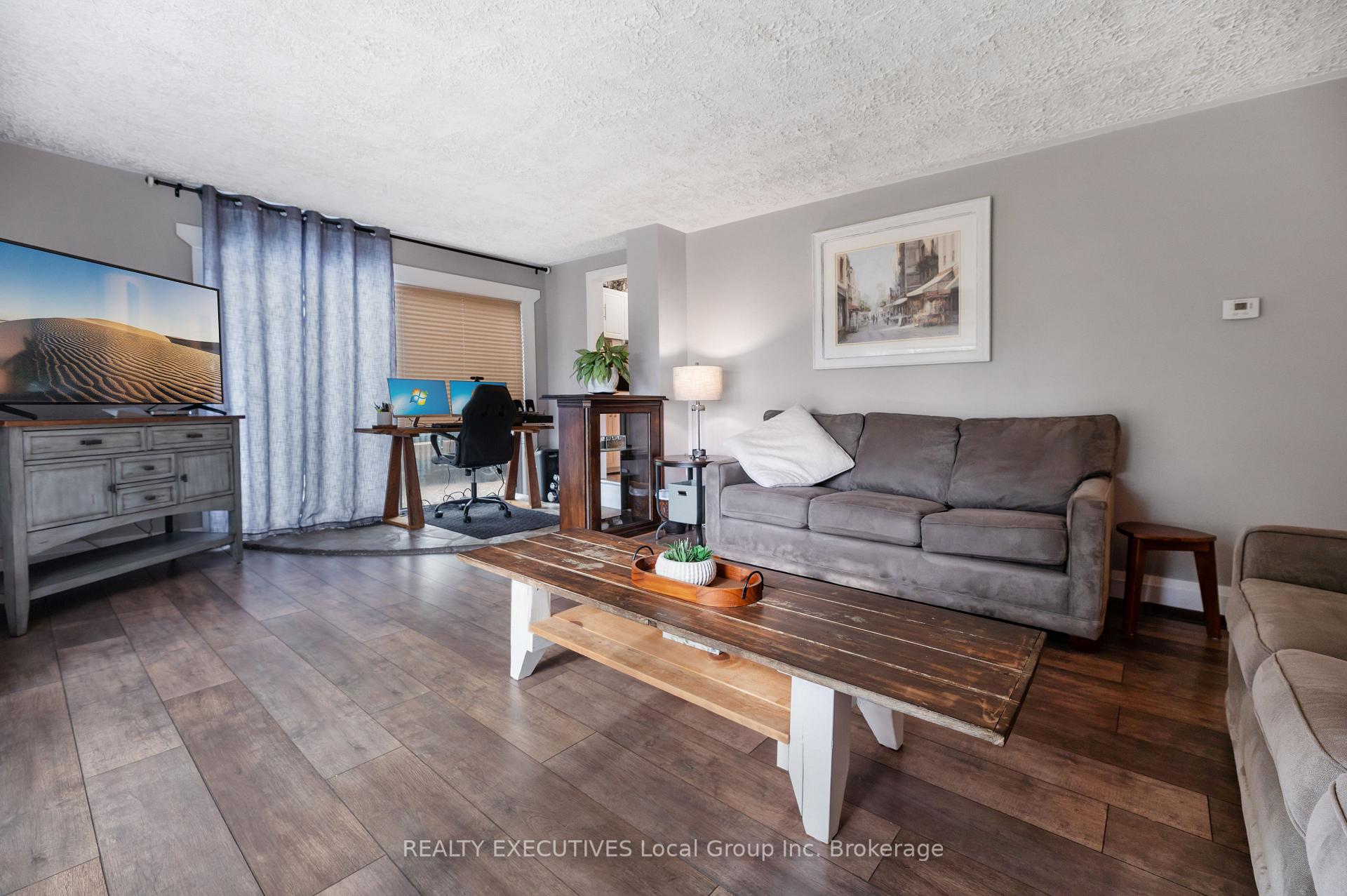 Photo 26 of 3507 Memorial Park Drive, Chisholm — HOMEH