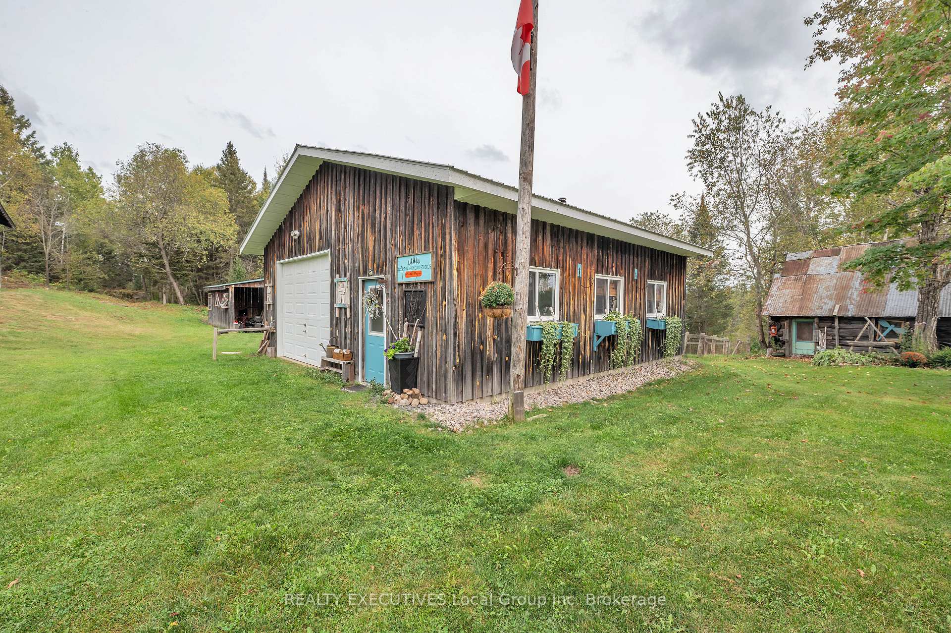 Photo 47 of 3507 Memorial Park Drive, Chisholm — HOMEH