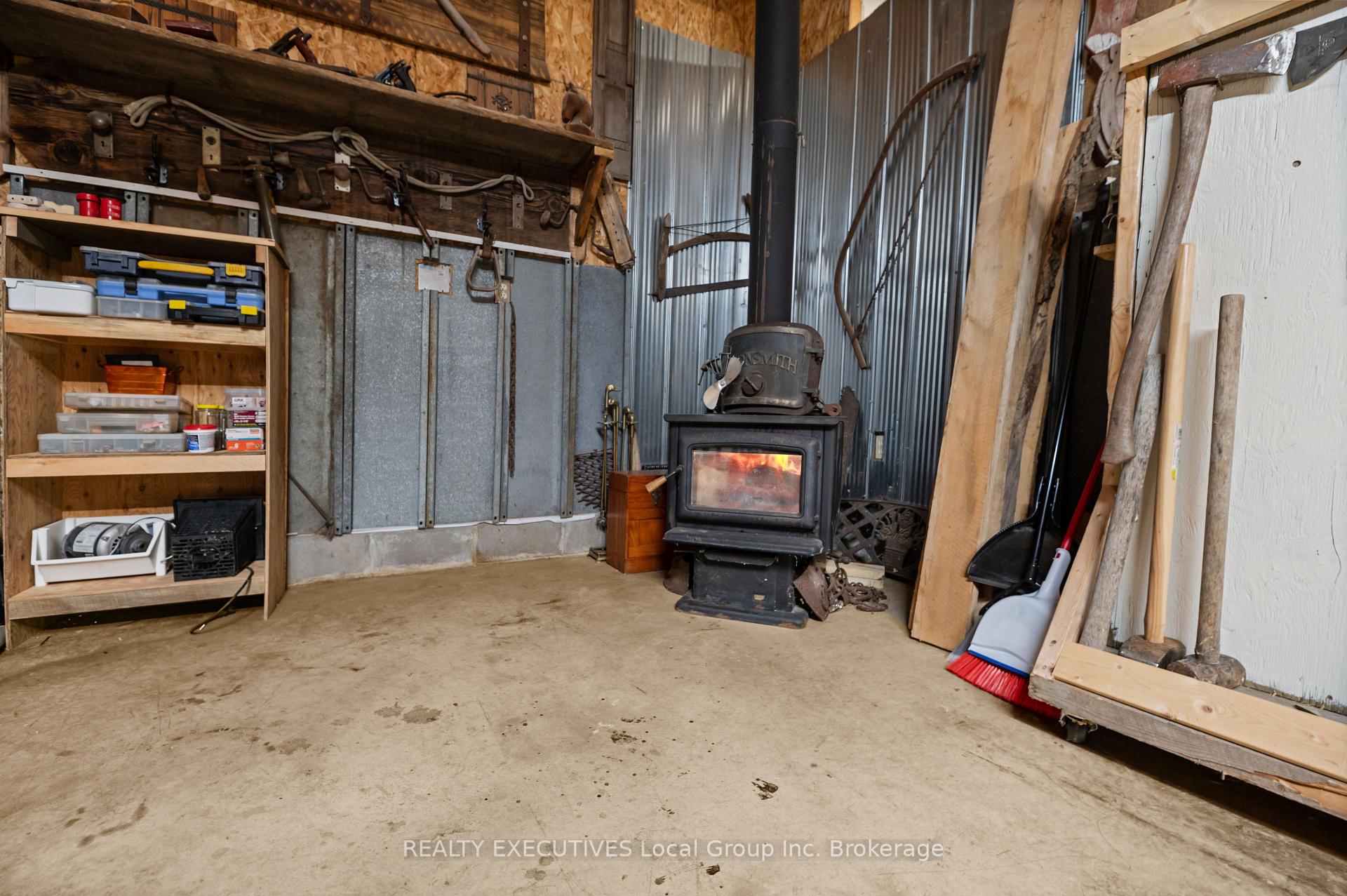Photo 49 of 3507 Memorial Park Drive, Chisholm — HOMEH