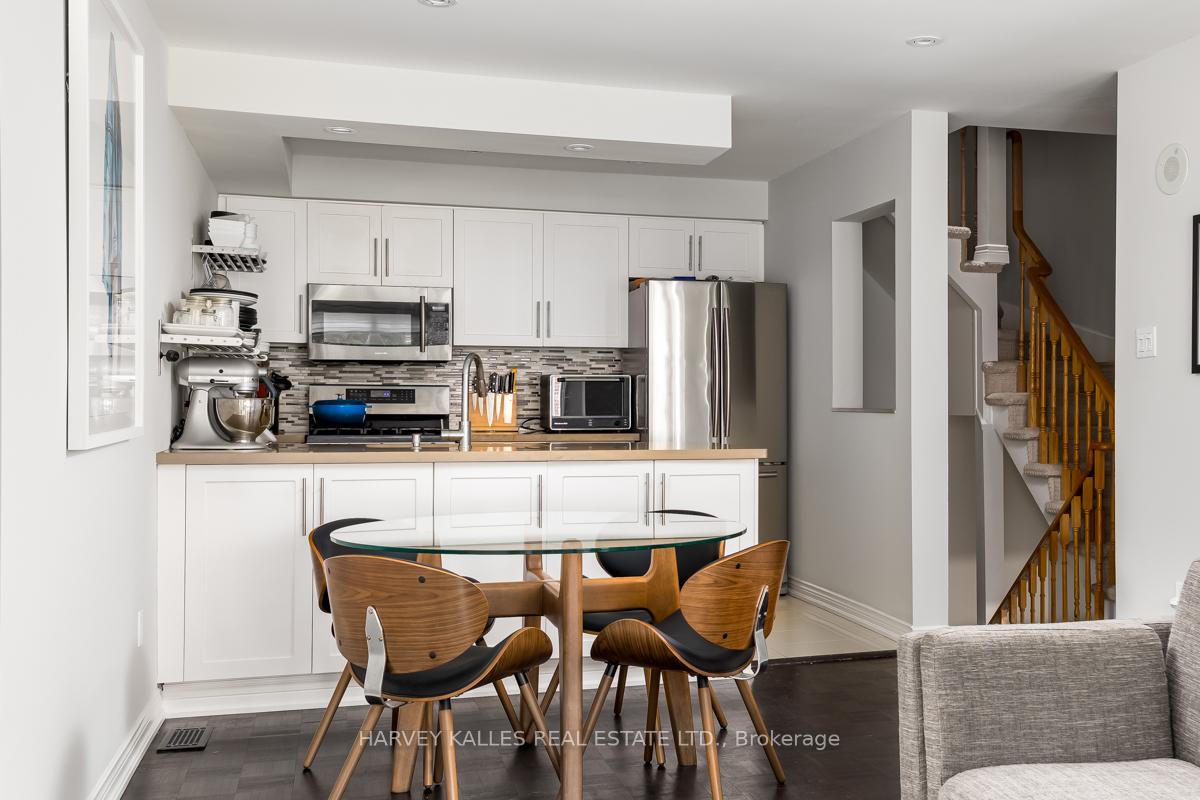 Photo 9 of Unit 64, 18 Clark Avenue W, Vaughan, Crestwood-Springfarm-Yorkhill — HOMEH