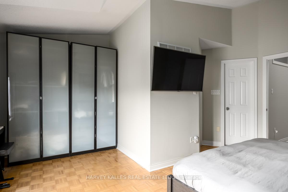 Photo 21 of Unit 64, 18 Clark Avenue W, Vaughan, Crestwood-Springfarm-Yorkhill — HOMEH