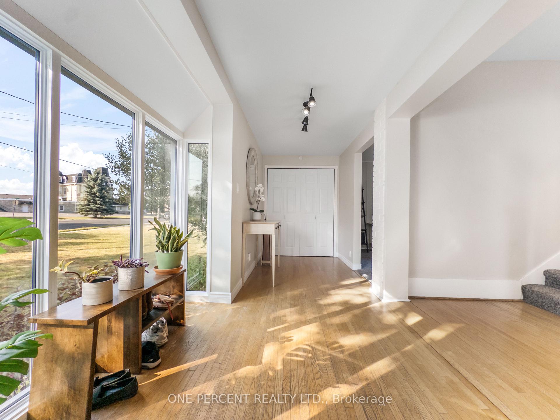 Photo 2 of 53 Highland Avenue, Belleville, Belleville Ward — HOMEH
