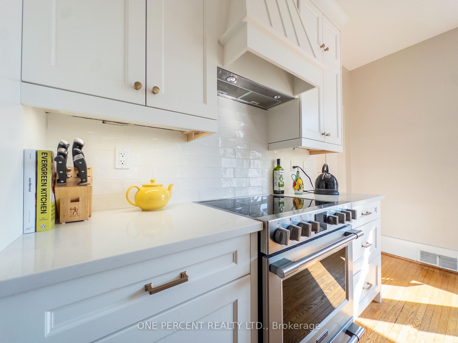 Photo 10 of 53 Highland Avenue, Belleville, Belleville Ward — HOMEH