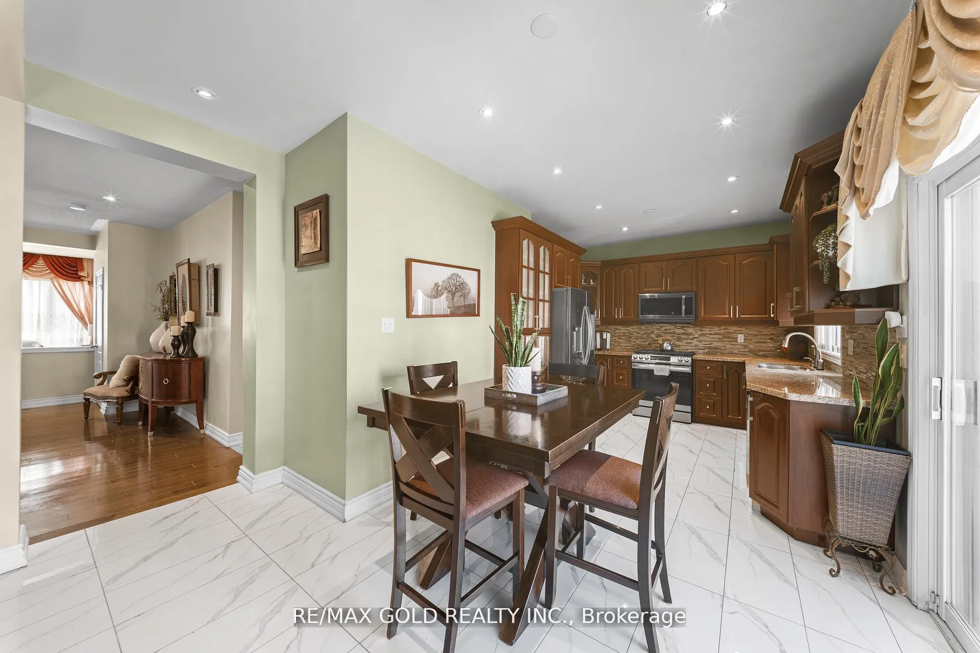 Photo 12 of 88 Octillo Boulevard, Brampton, Sandringham-Wellington — HOMEH
