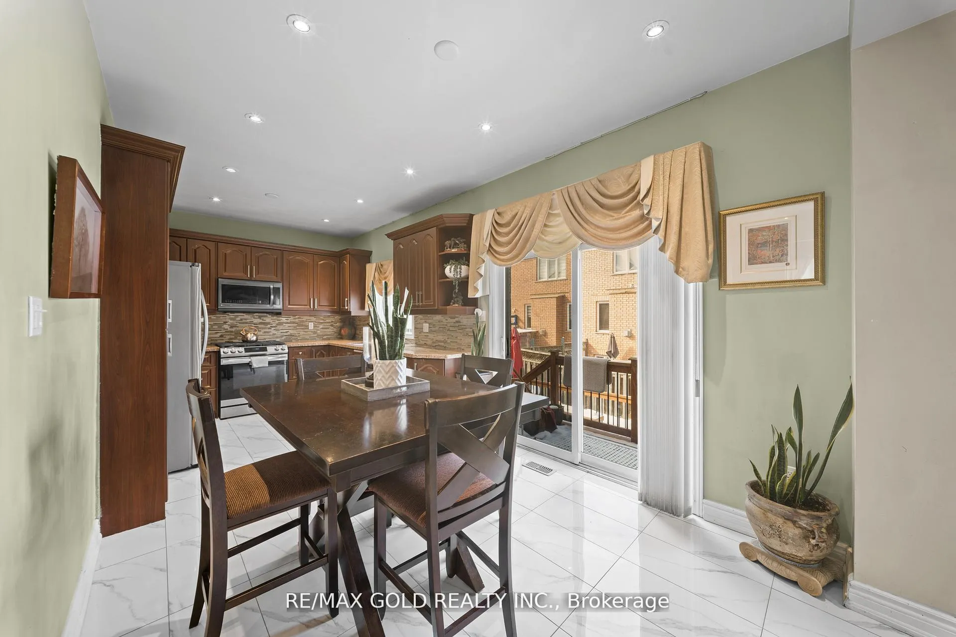 Photo 13 of 88 Octillo Boulevard, Brampton, Sandringham-Wellington — HOMEH