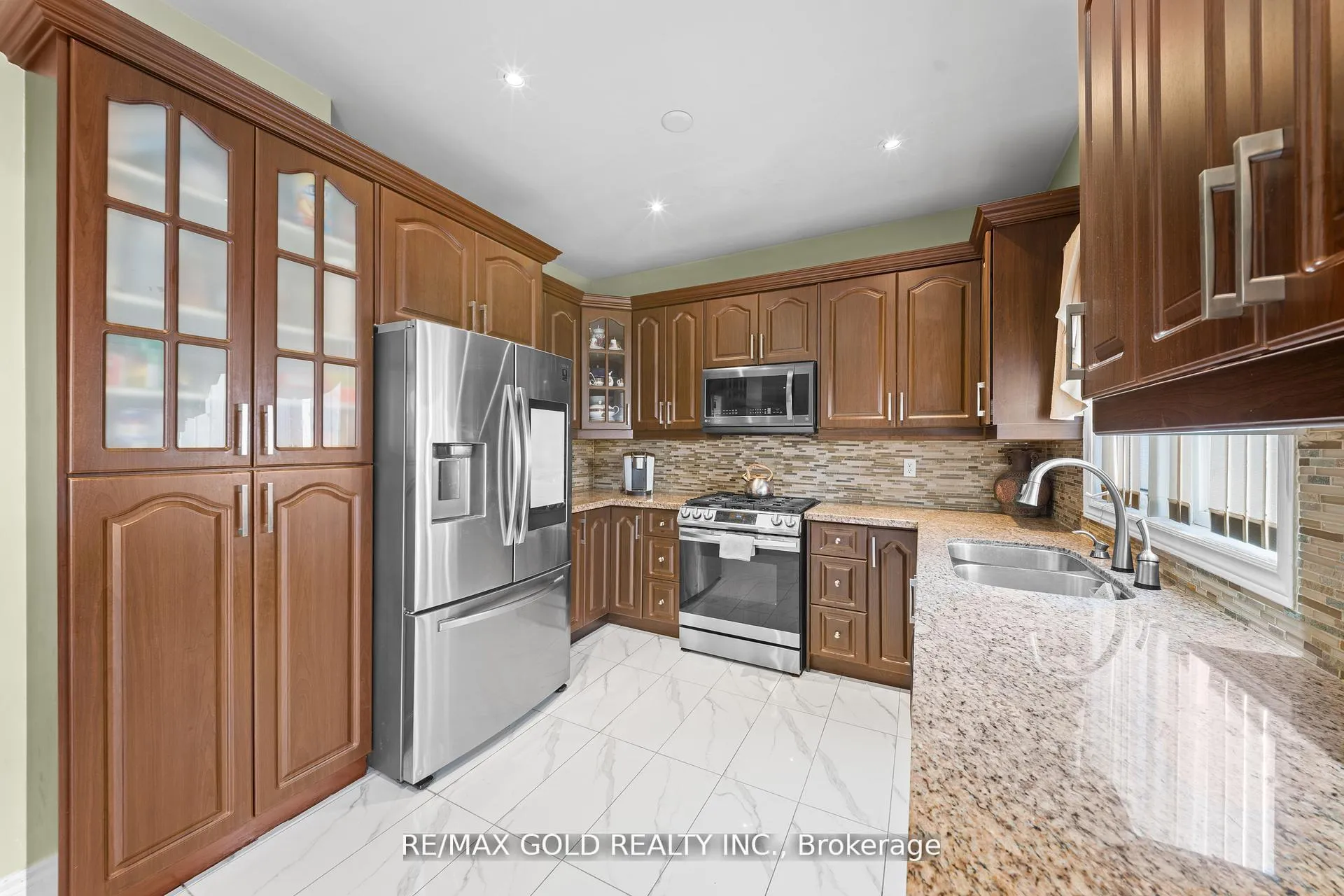 Photo 14 of 88 Octillo Boulevard, Brampton, Sandringham-Wellington — HOMEH