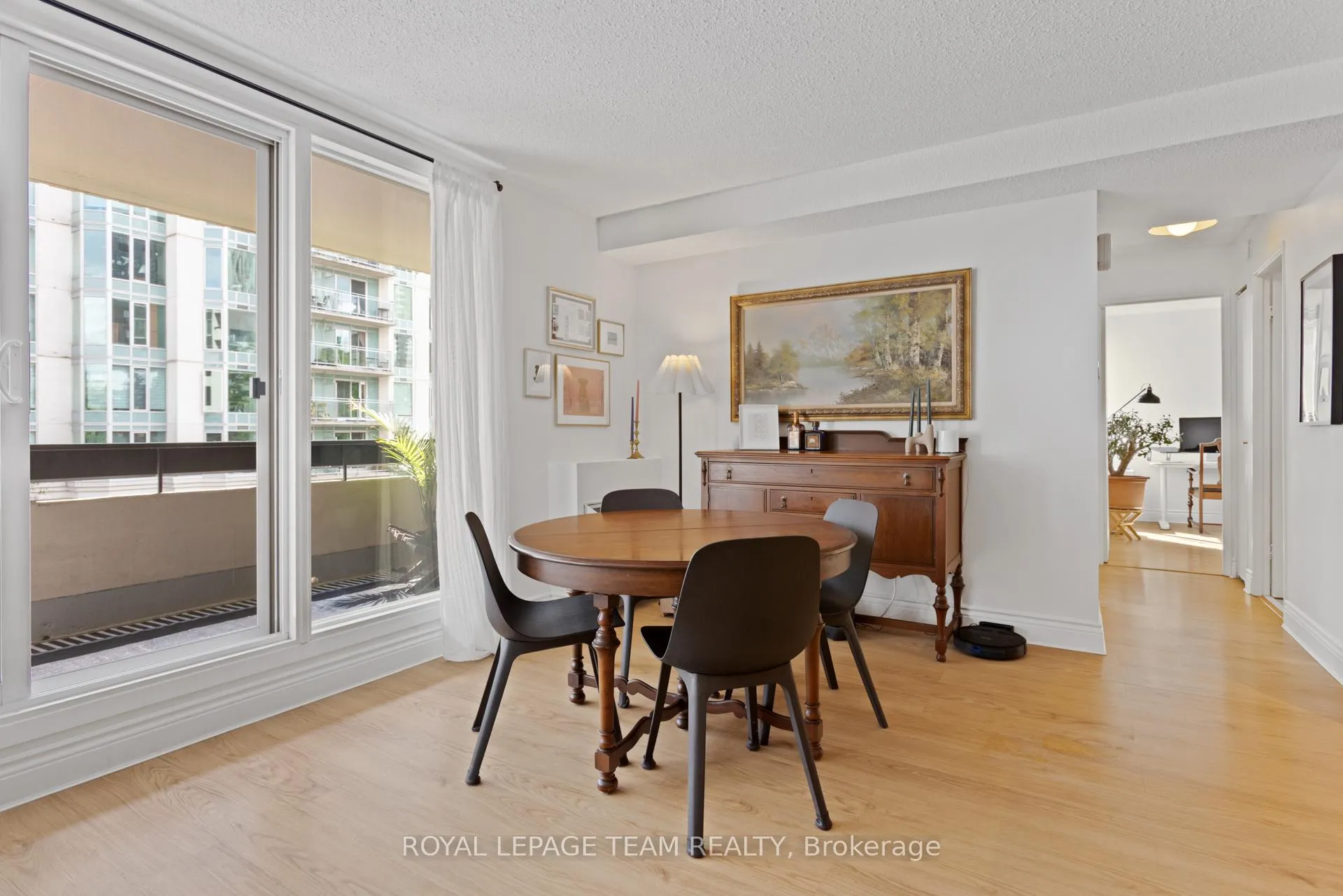 Photo 16 of Unit 503, 141 Somerset Street W, Ottawa, Ottawa Centre/Golden Triangle — HOMEH
