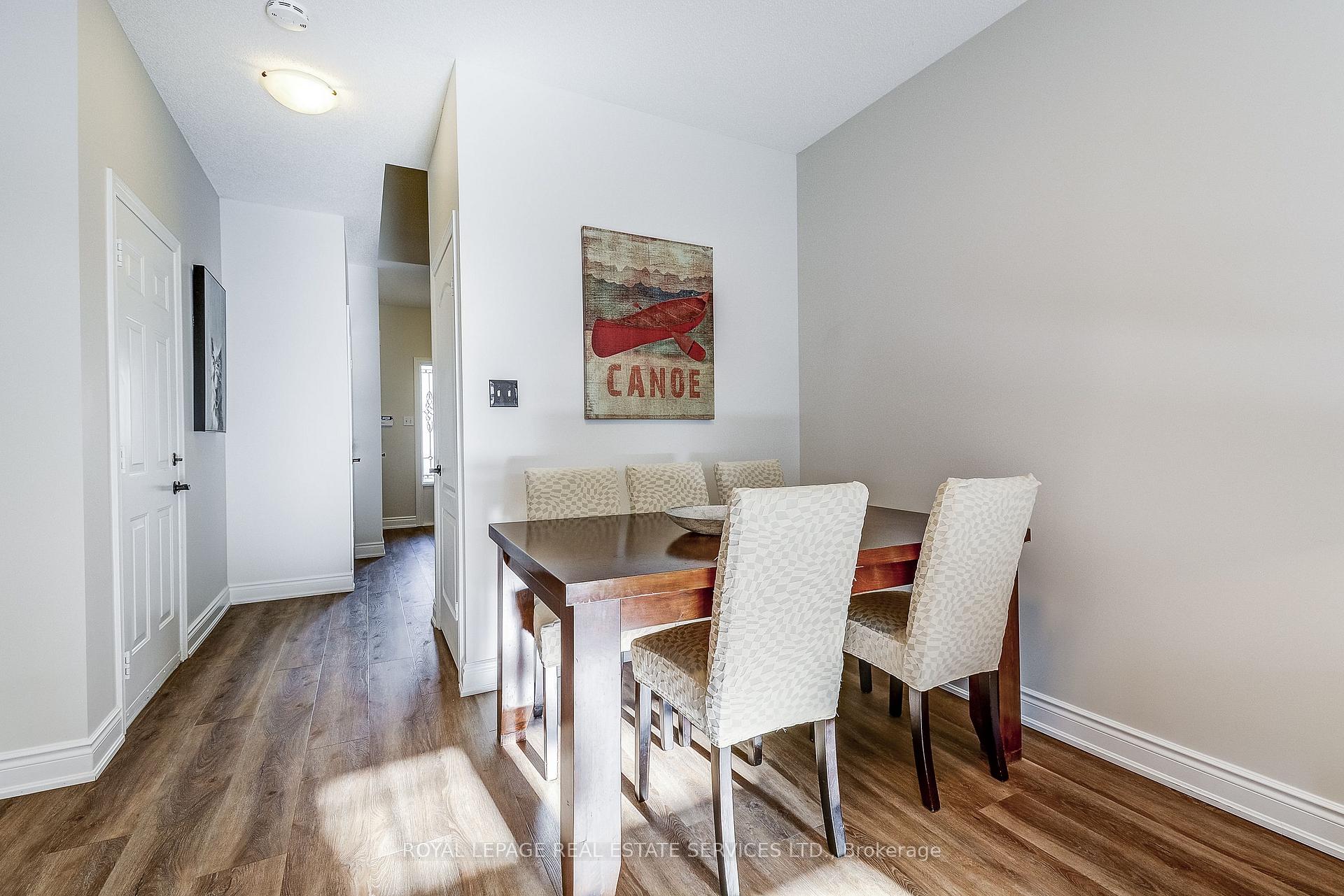 Photo 9 of Unit 3, 232 Stonehenge Drive, Hamilton, Meadowlands — HOMEH