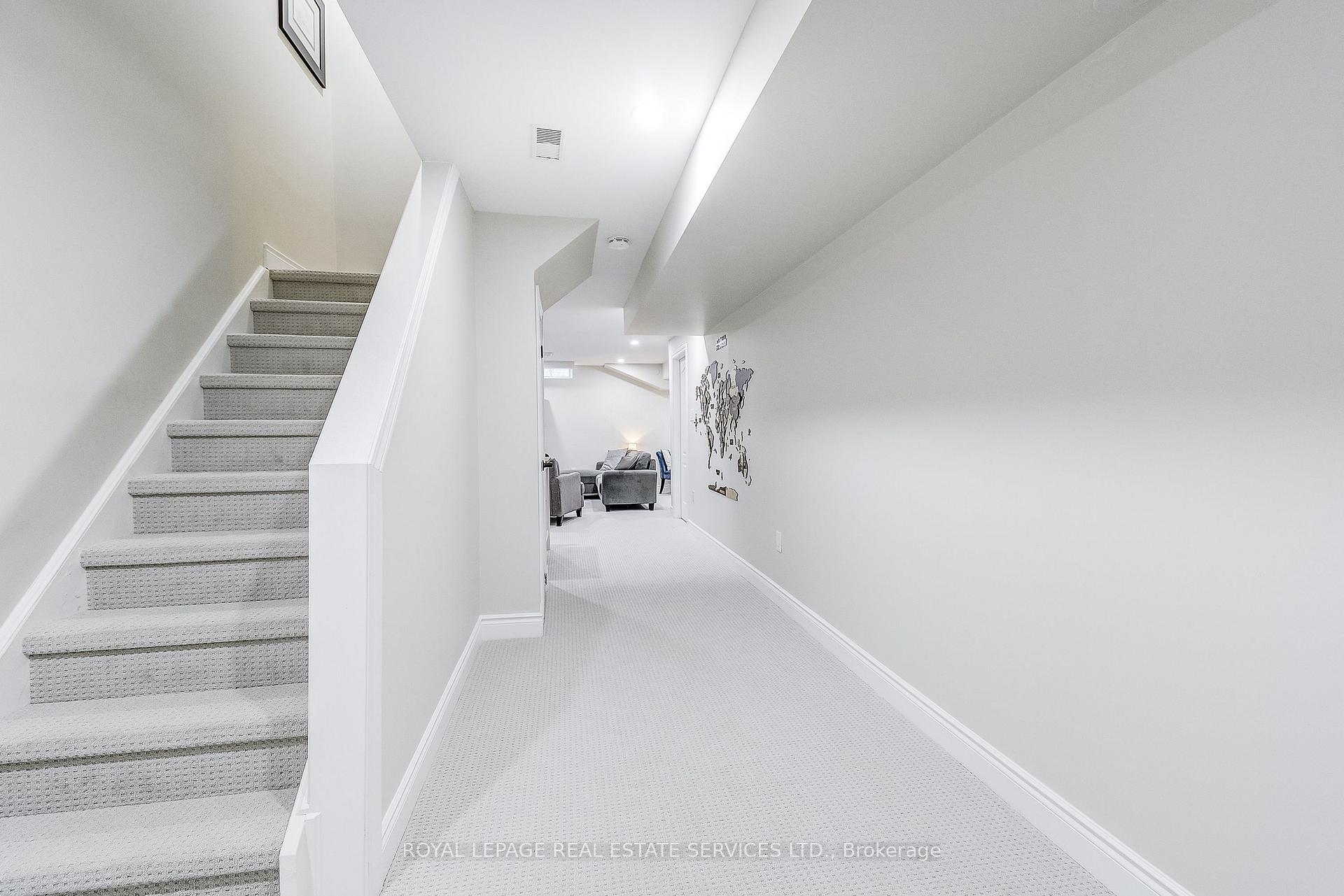 Photo 20 of Unit 3, 232 Stonehenge Drive, Hamilton, Meadowlands — HOMEH