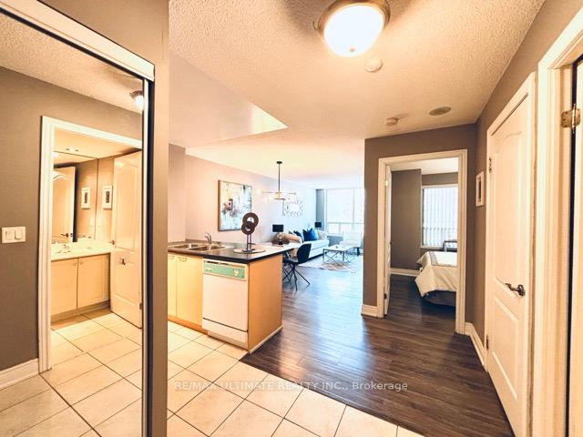 Photo 5 of Unit 512, 48 Suncrest Boulevard, Markham, Commerce Valley — HOMEH