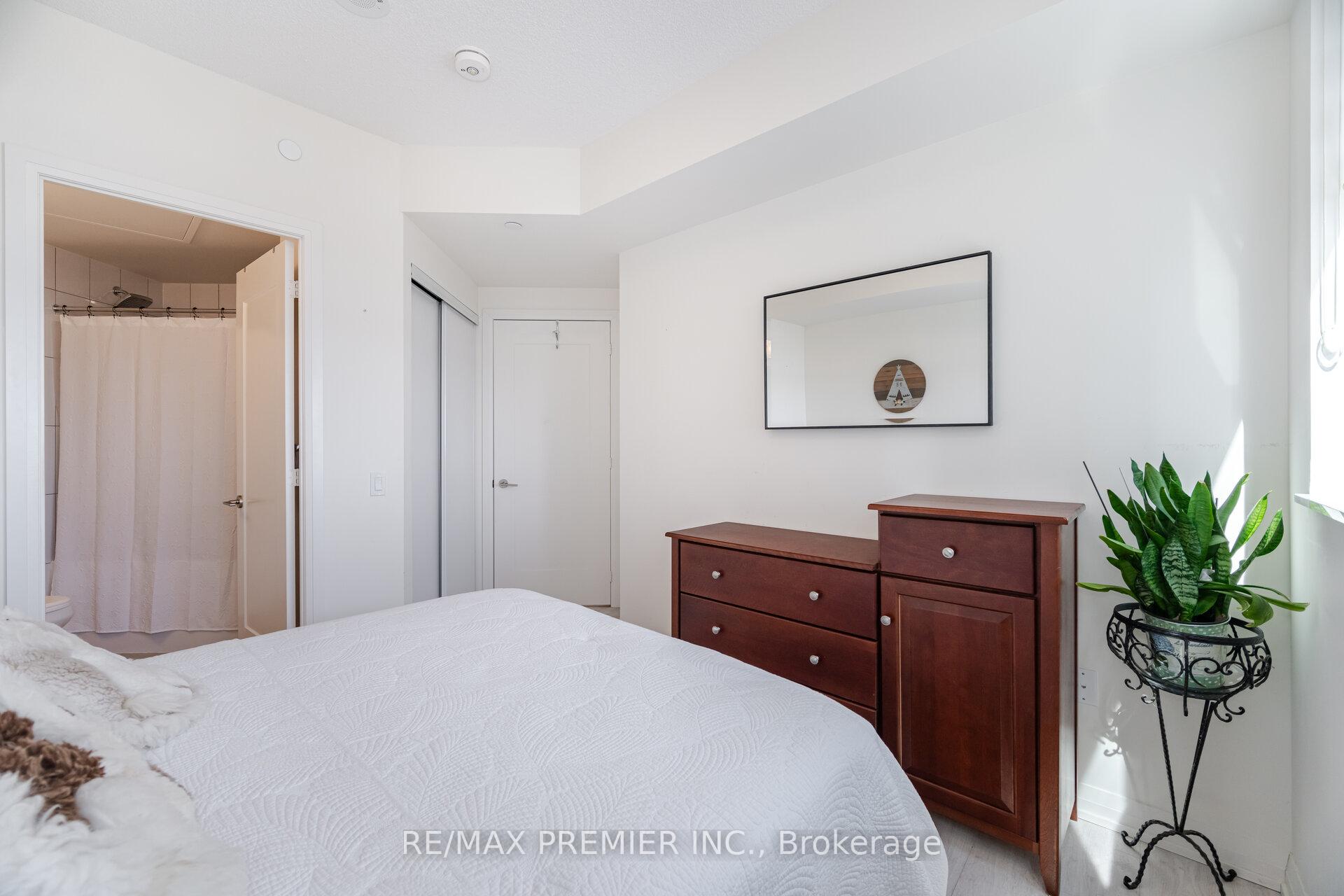 Photo 61 of Unit 1024, 9000 Jane Street, Vaughan, Concord — HOMEH
