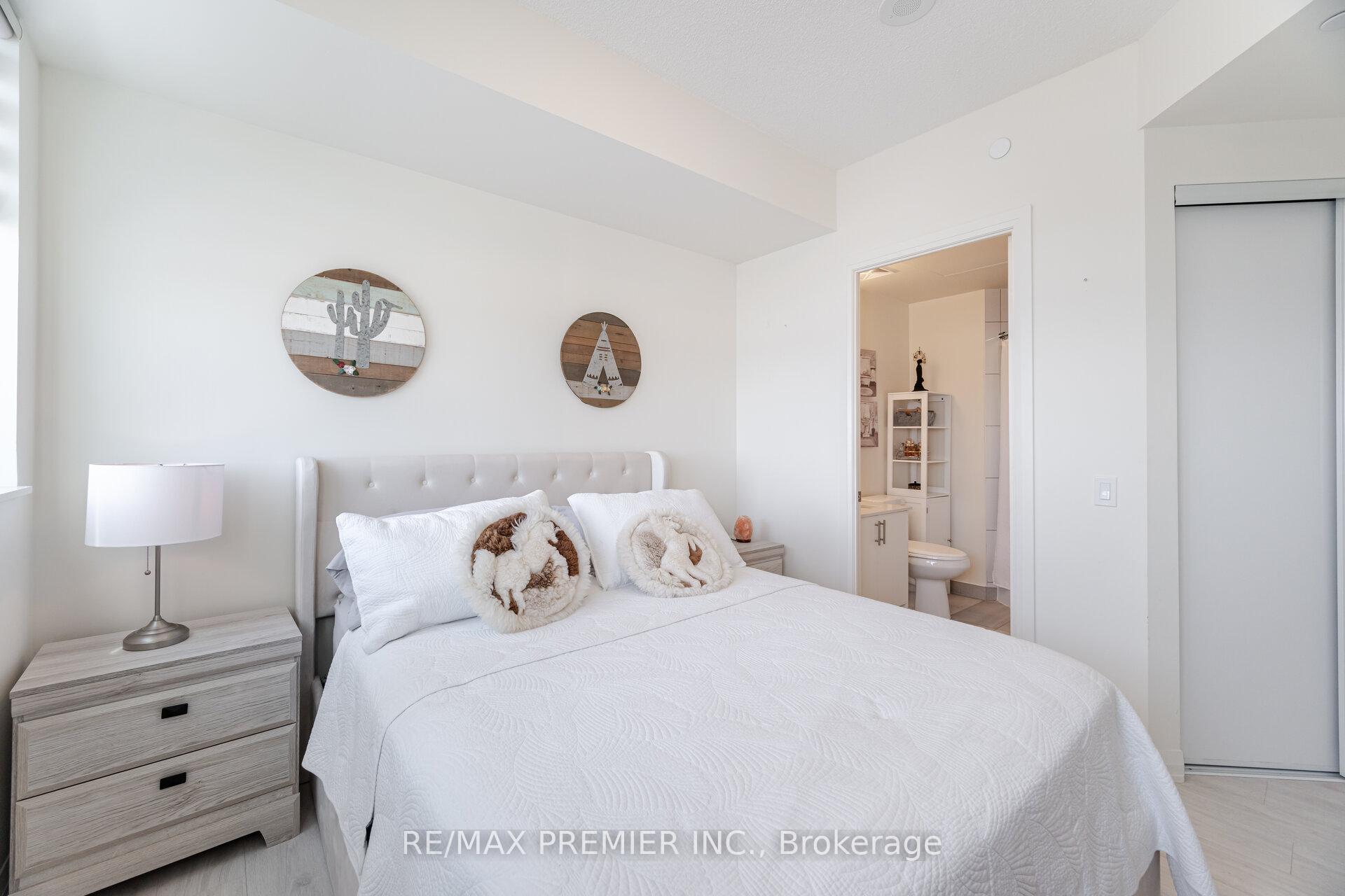 Photo 21 of Unit 1024, 9000 Jane Street, Vaughan, Concord — HOMEH