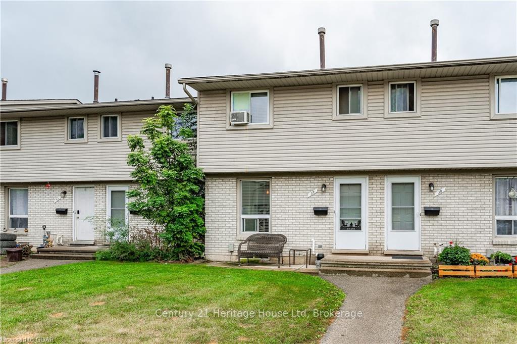 Photo 3 of Unit 39, 700 Paisley Road, Guelph, Willow West/Sugarbush/West Acres — HOMEH