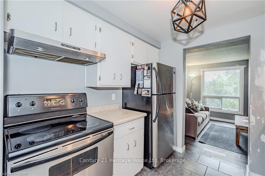 Photo 15 of Unit 39, 700 Paisley Road, Guelph, Willow West/Sugarbush/West Acres — HOMEH