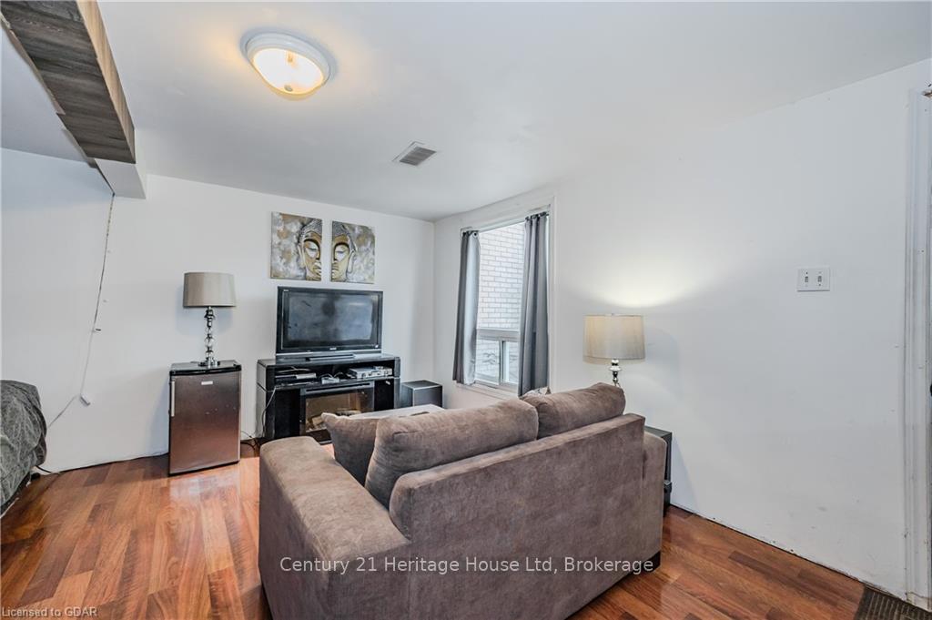 Photo 29 of Unit 39, 700 Paisley Road, Guelph, Willow West/Sugarbush/West Acres — HOMEH