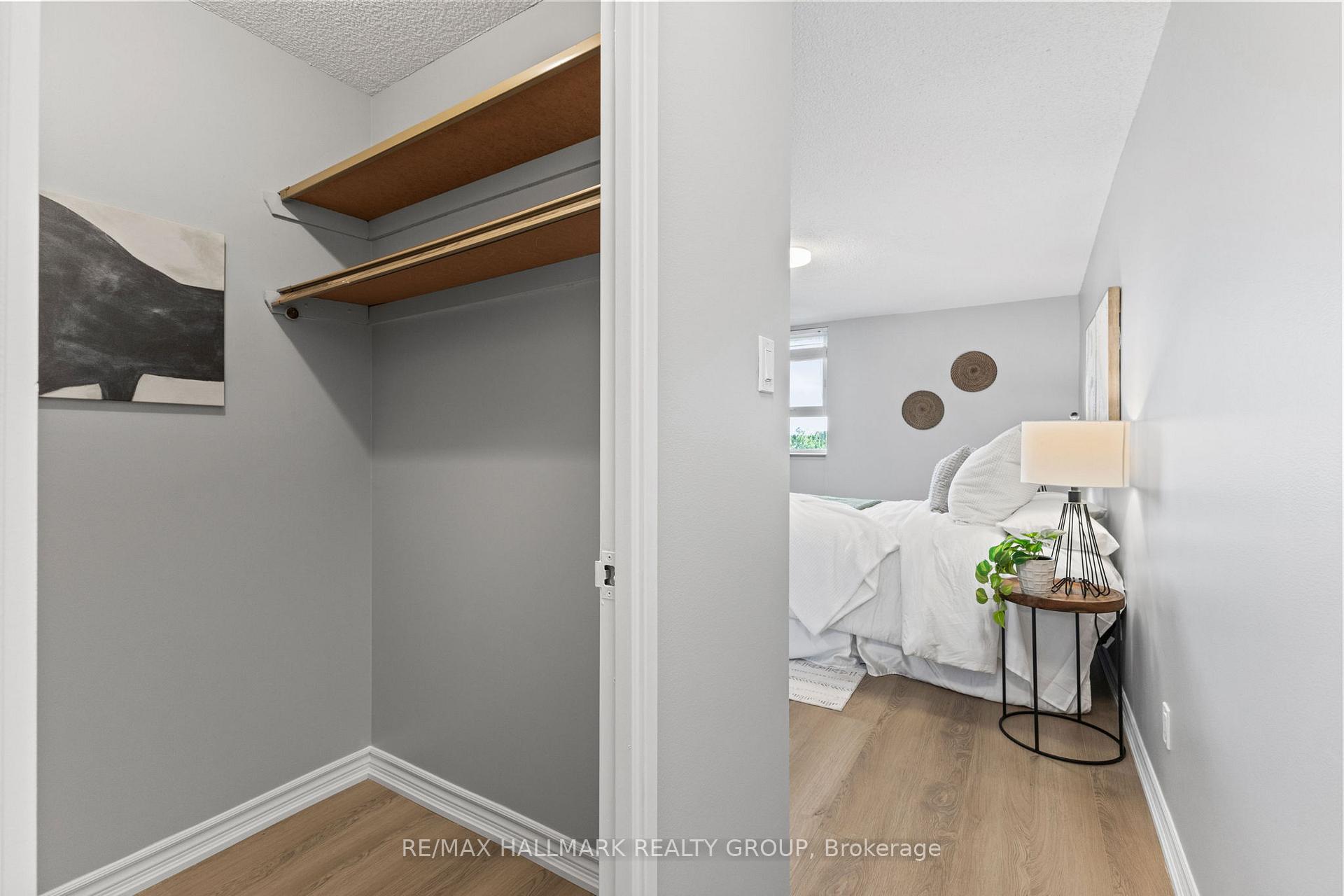 Photo 17 of Unit 1009, 555 Brittany Drive, Ottawa, Viscount Alexander Park — HOMEH