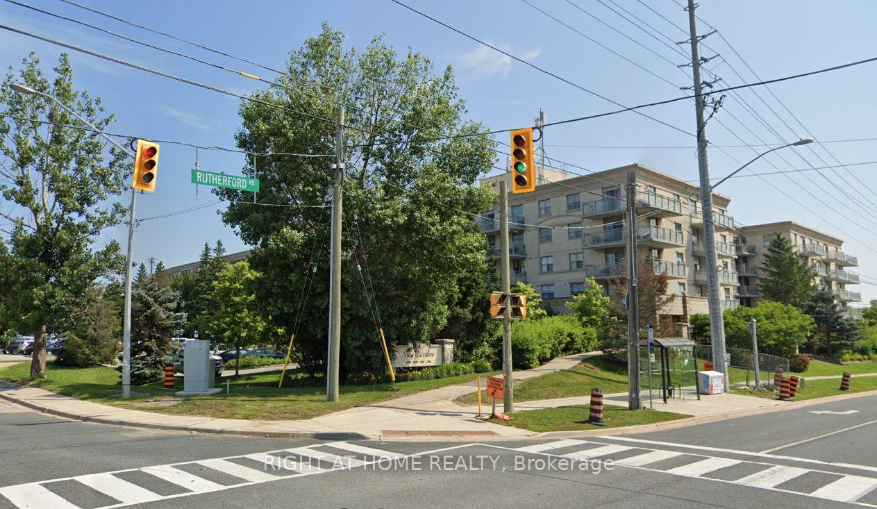 Photo 1 of Unit 211, 2500 Rutherford Road, Vaughan, Maple — HOMEH