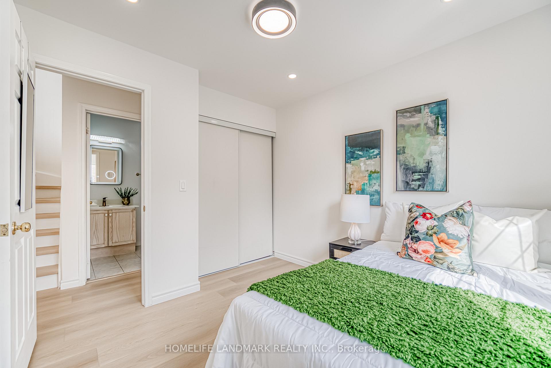 Photo 23 of Unit 15, 12 St Moritz Way, Markham, Unionville — HOMEH