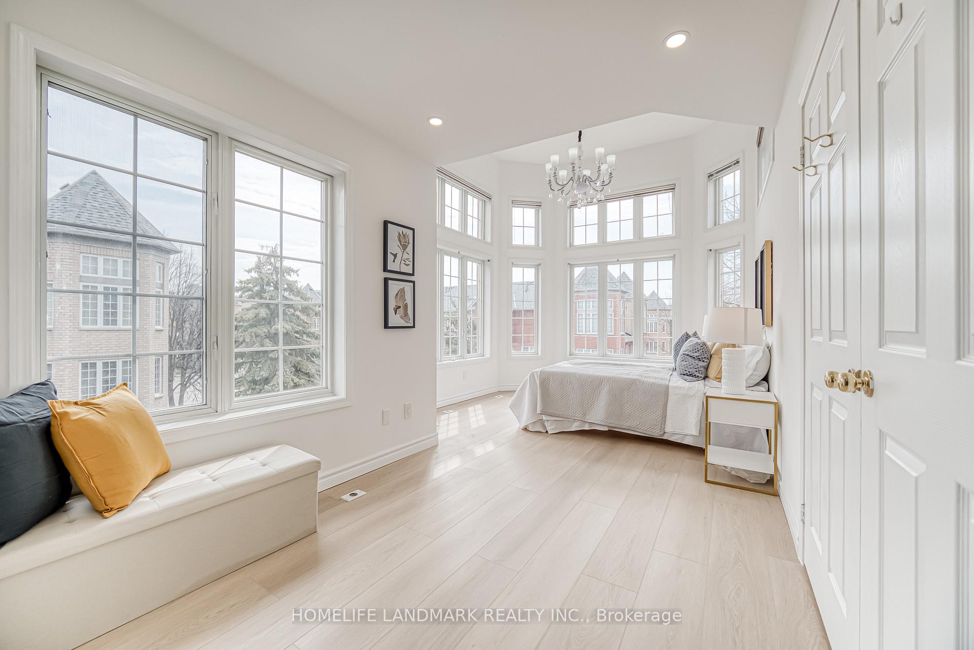 Photo 25 of Unit 15, 12 St Moritz Way, Markham, Unionville — HOMEH