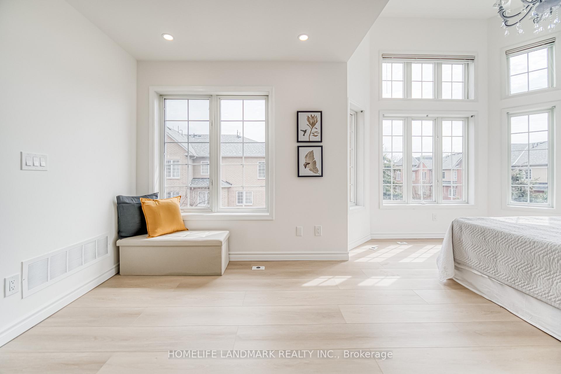 Photo 27 of Unit 15, 12 St Moritz Way, Markham, Unionville — HOMEH