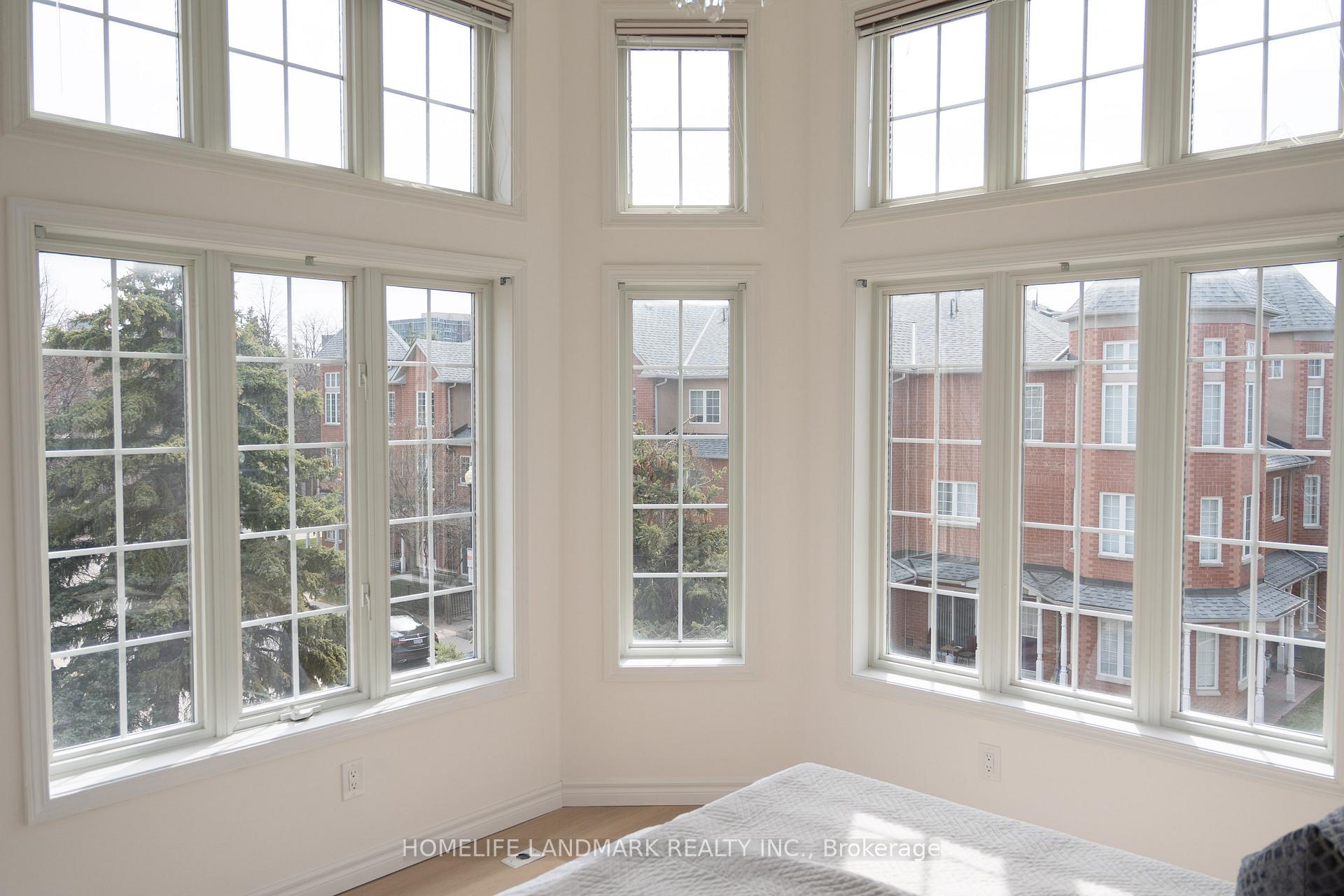 Photo 31 of Unit 15, 12 St Moritz Way, Markham, Unionville — HOMEH