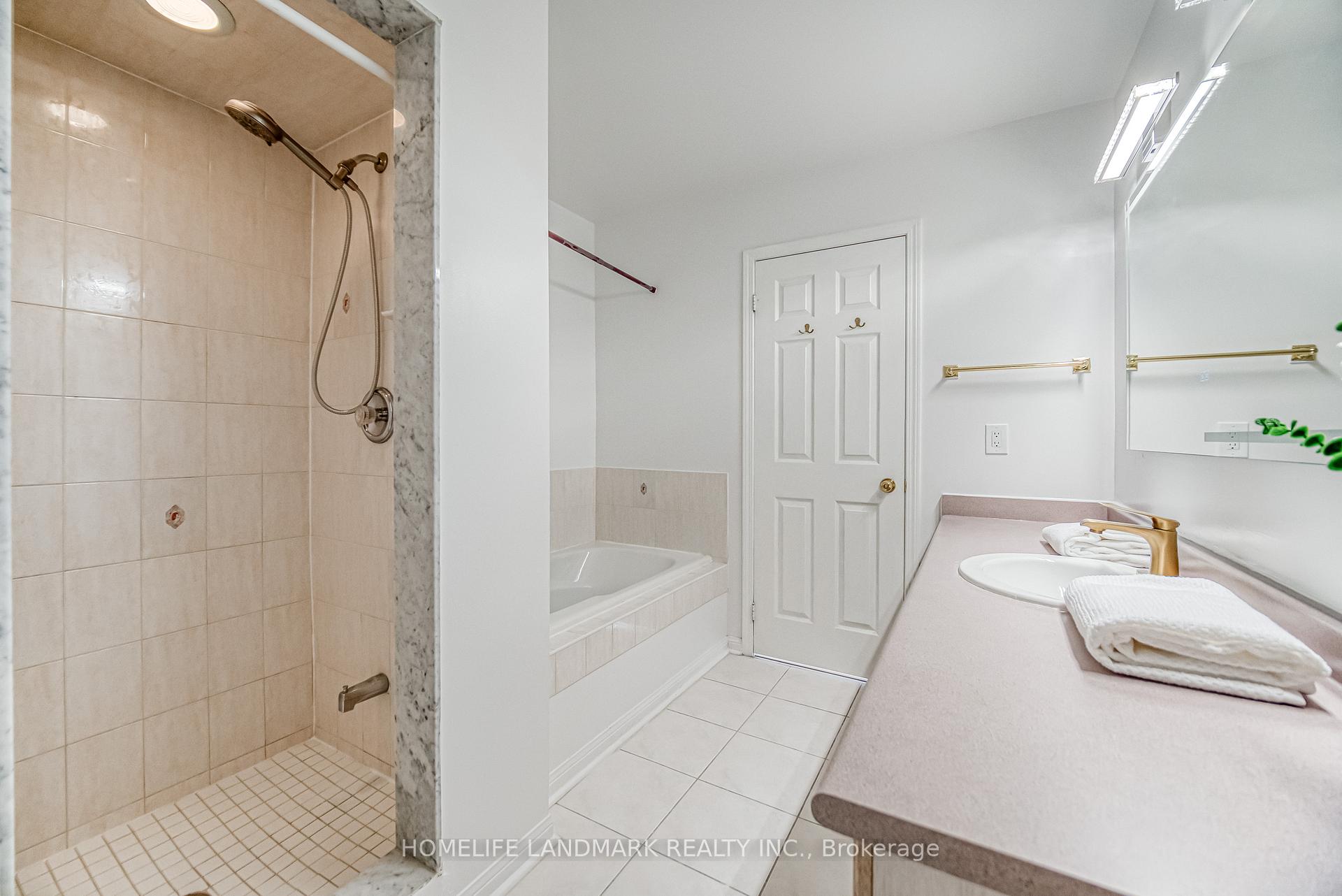 Photo 34 of Unit 15, 12 St Moritz Way, Markham, Unionville — HOMEH