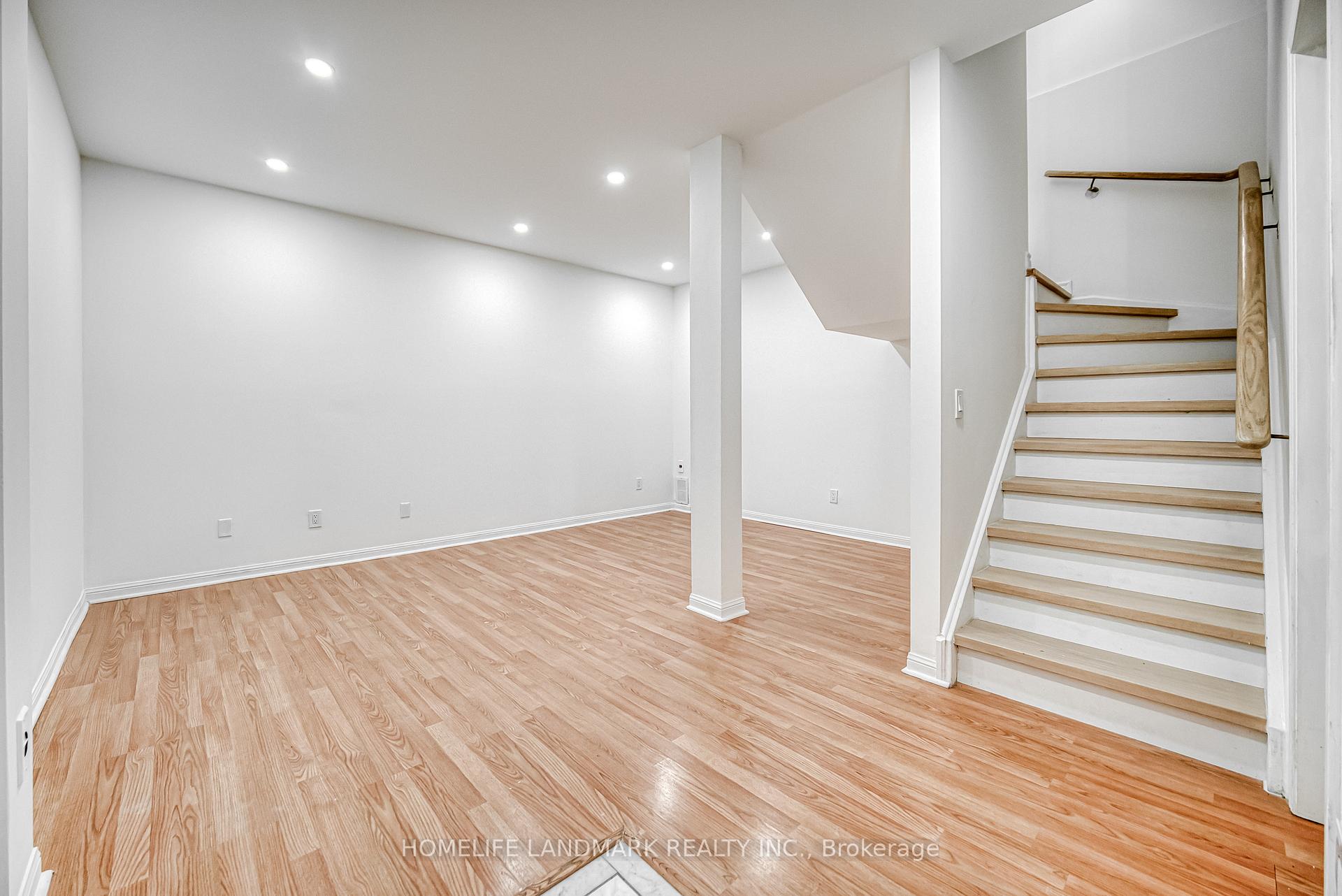 Photo 36 of Unit 15, 12 St Moritz Way, Markham, Unionville — HOMEH