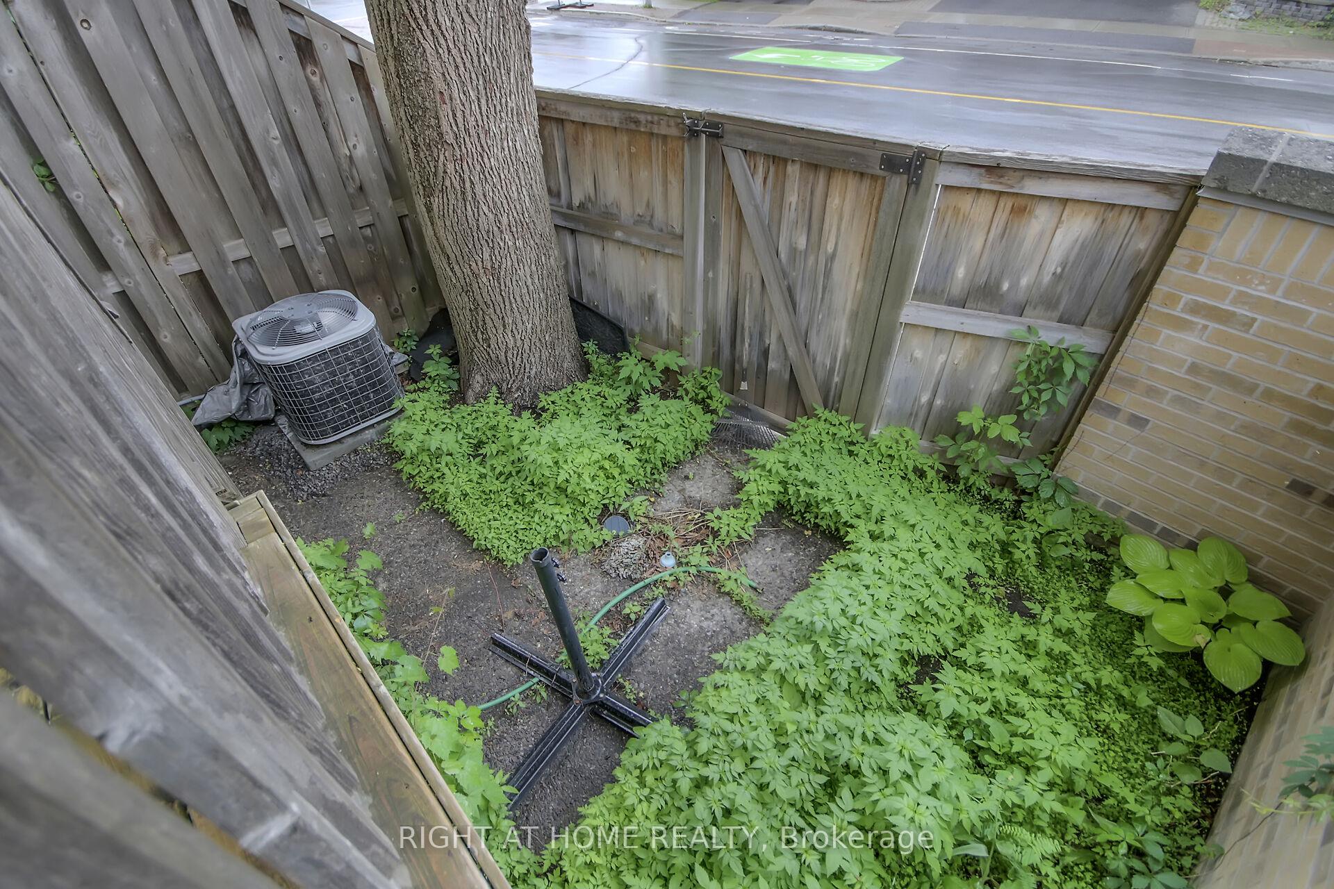 Photo 41 of Unit 1, 575 Old St Patrick Street, Ottawa, Lower Town — HOMEH