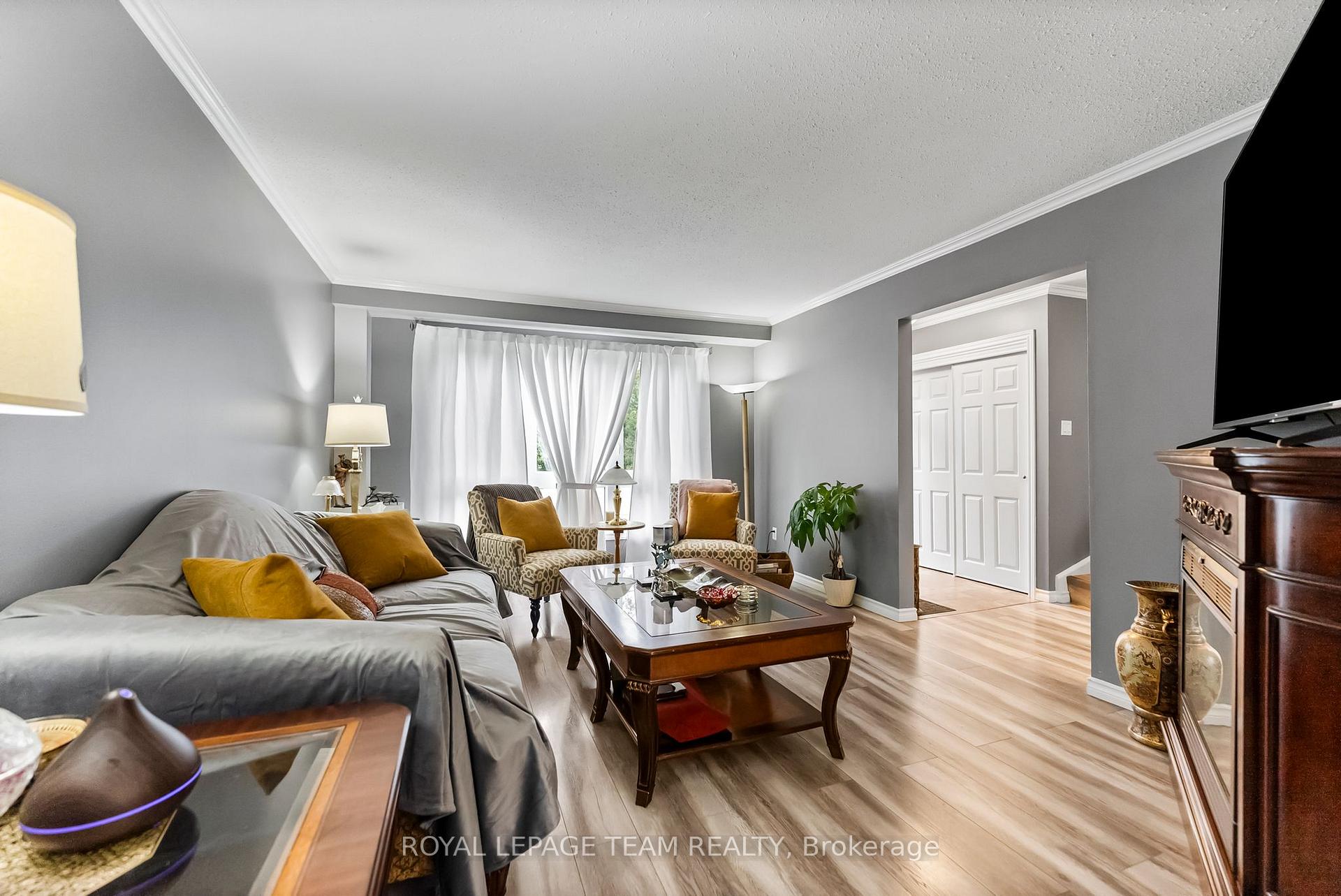 Photo 9 of 76 Peary Way, Ottawa, Kanata - Katimavik — HOMEH