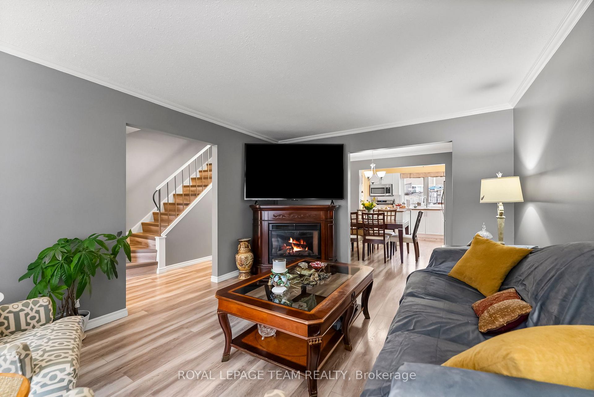 Photo 10 of 76 Peary Way, Ottawa, Kanata - Katimavik — HOMEH