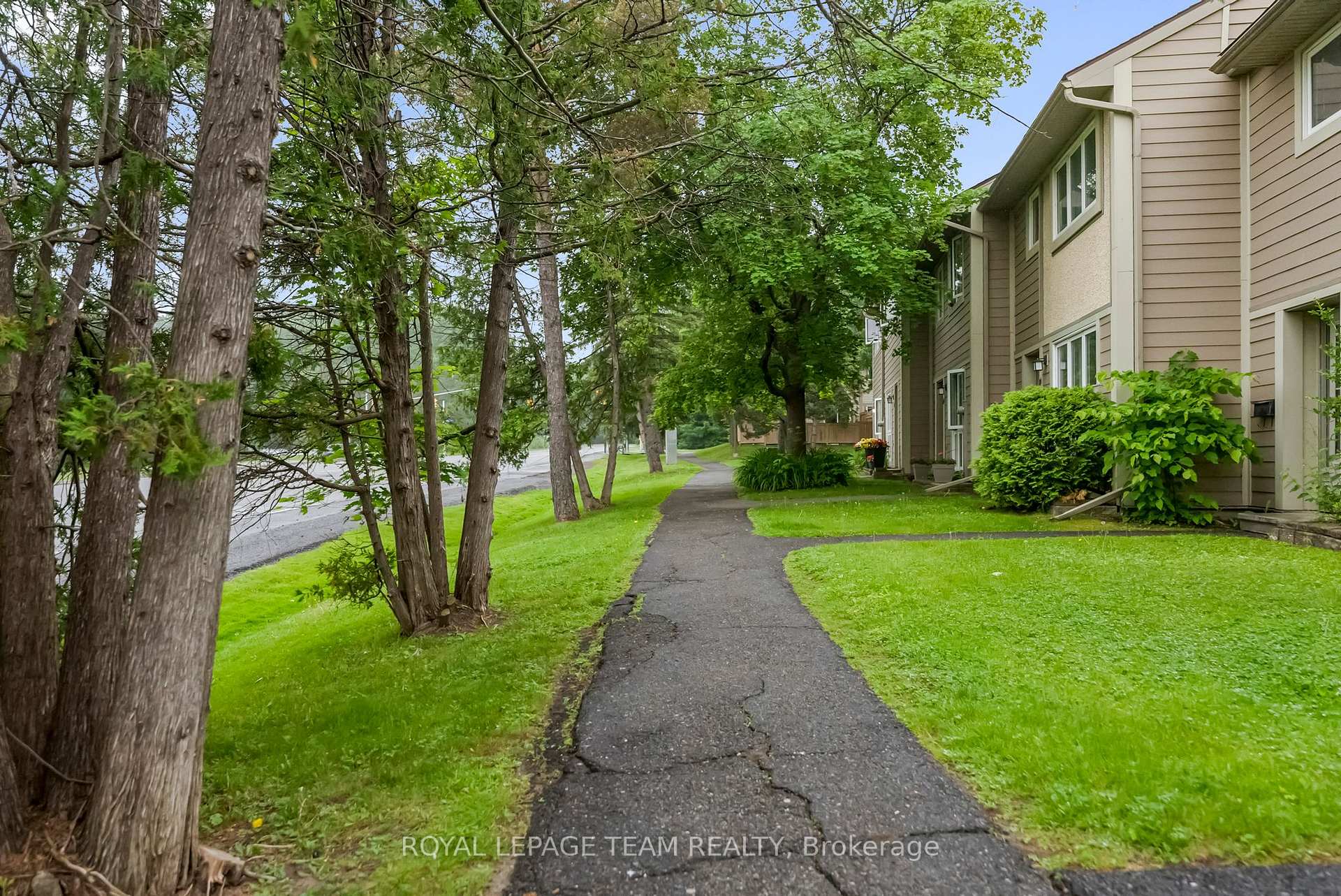 Photo 36 of 76 Peary Way, Ottawa, Kanata - Katimavik — HOMEH