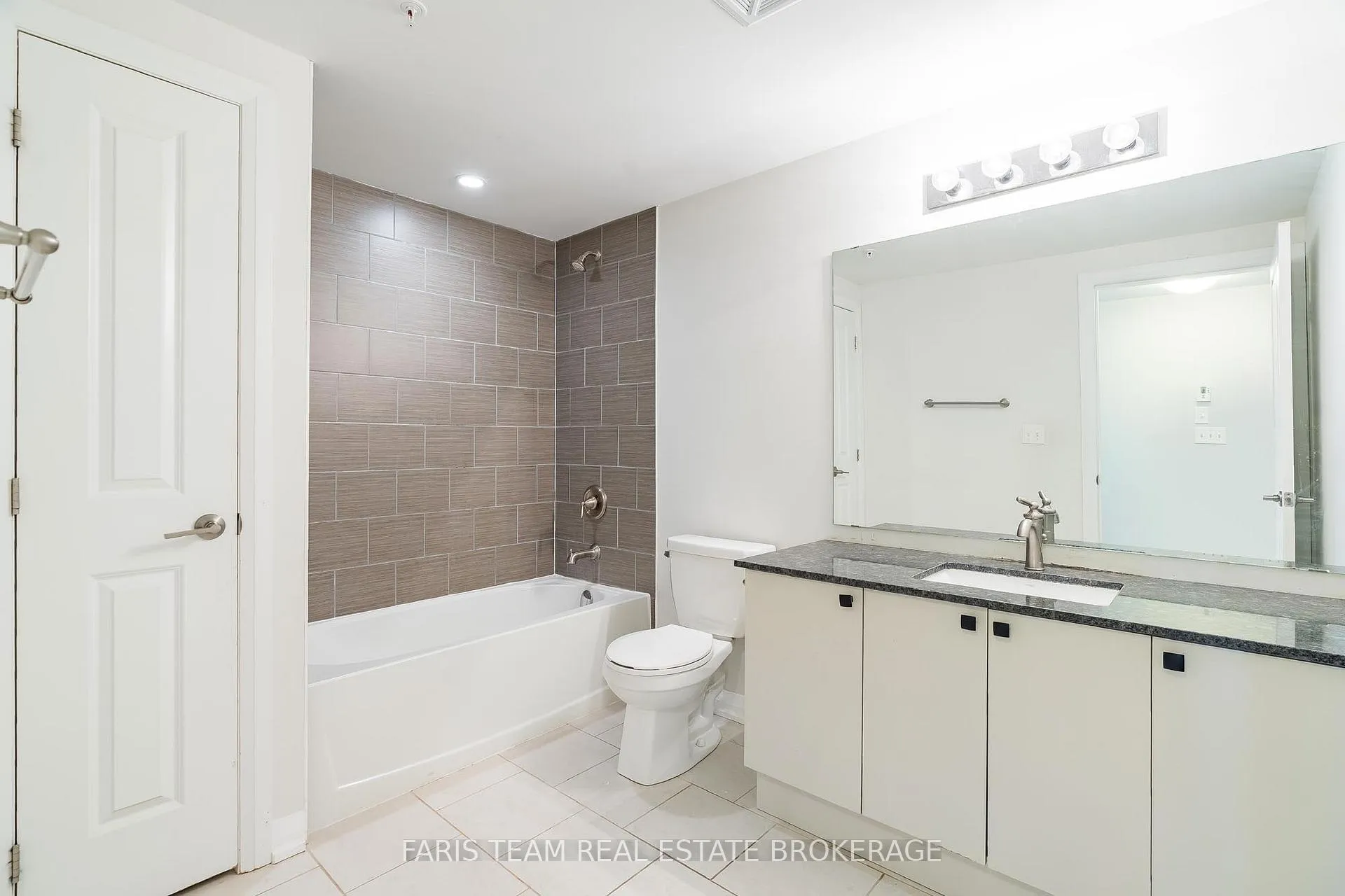 Photo 30 of Unit 211, 20 Koda Street, Barrie, Rural Barrie Southwest — HOMEH