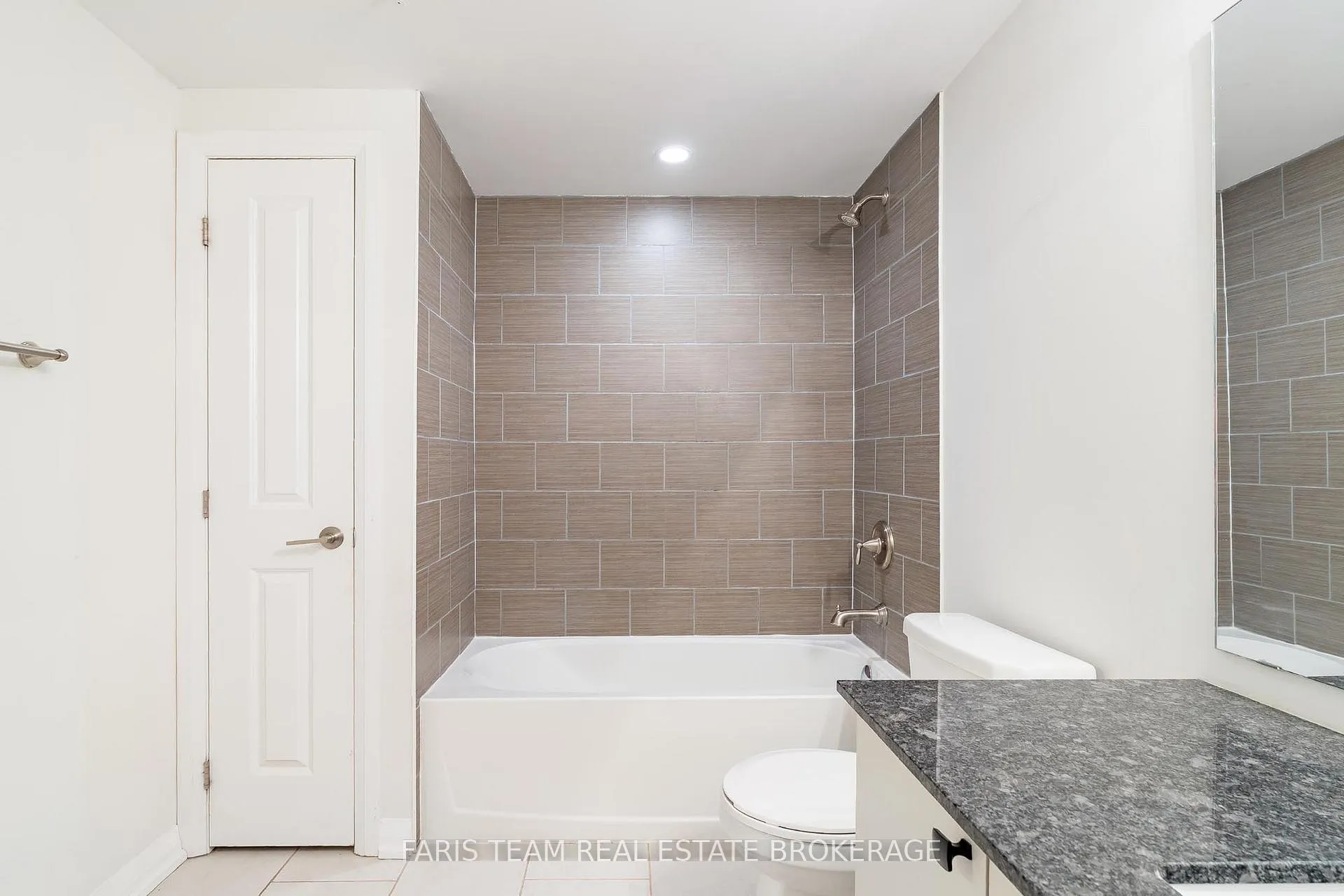 Photo 31 of Unit 211, 20 Koda Street, Barrie, Rural Barrie Southwest — HOMEH