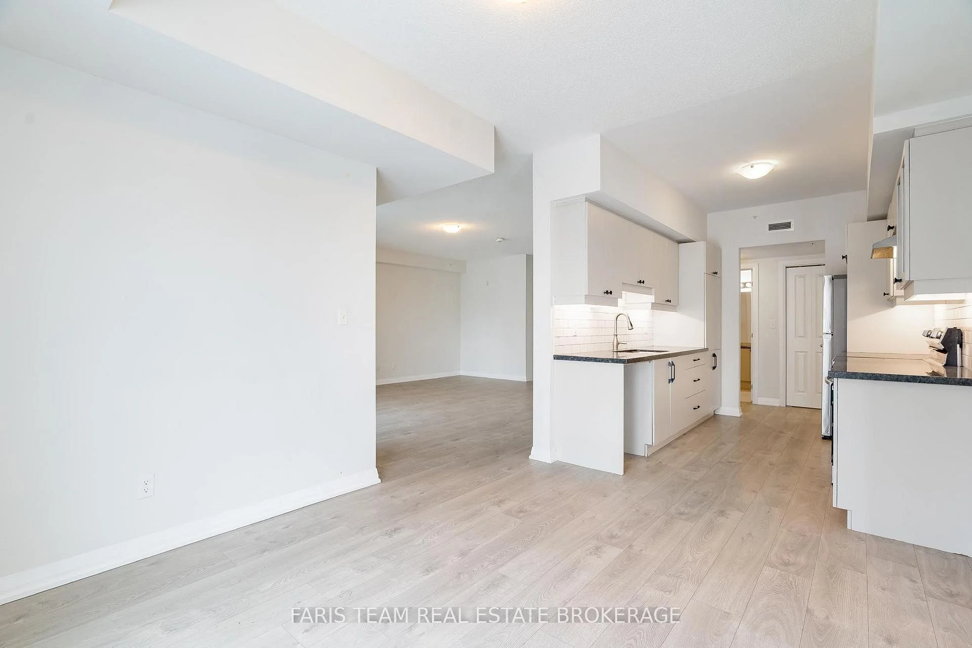 Photo 65 of Unit 211, 20 Koda Street, Barrie, Rural Barrie Southwest — HOMEH