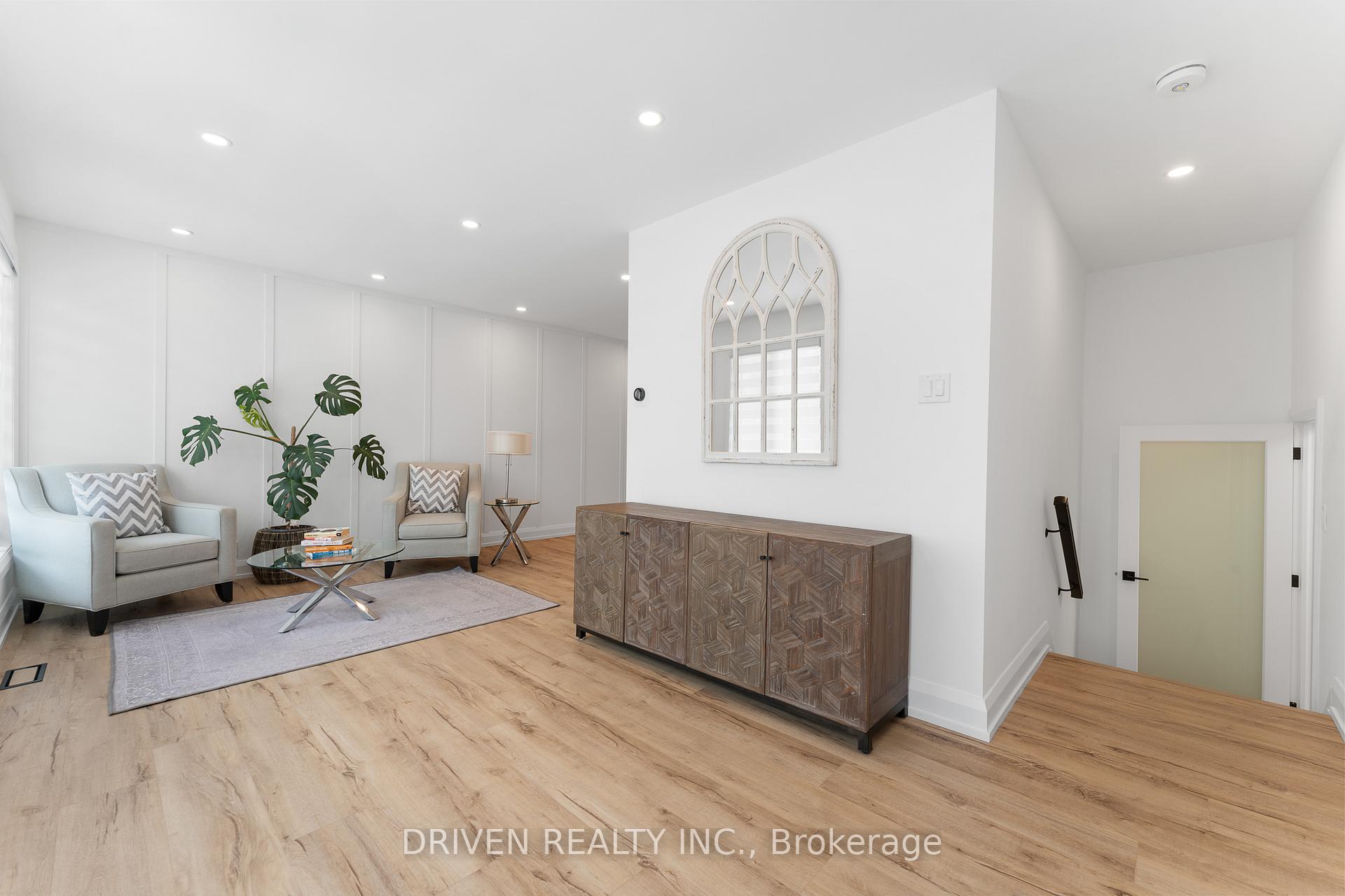 Photo 18 of 52 Aero Drive, Ottawa, Lakeview Park — HOMEH
