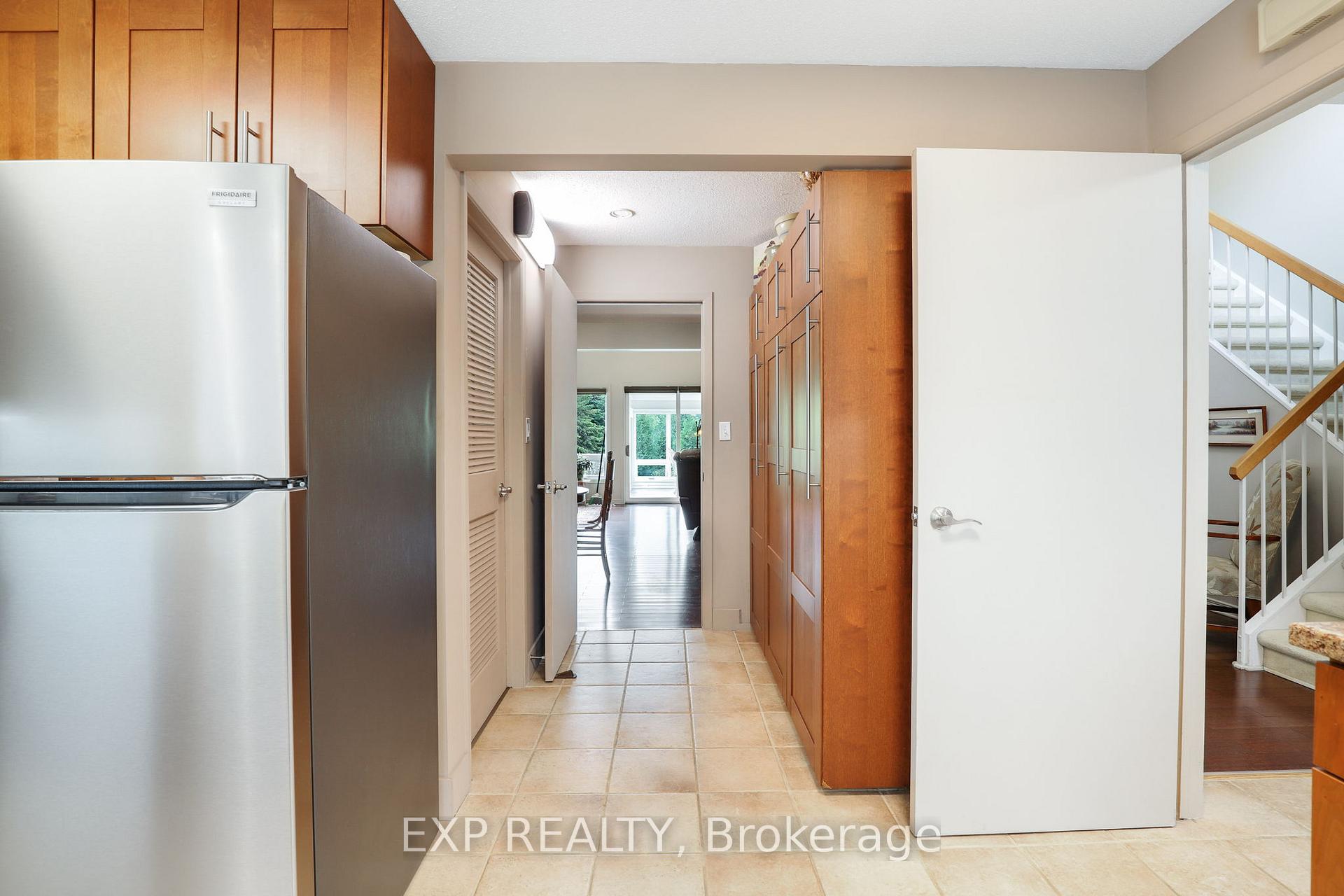 Photo 14 of Unit 8, 1 Bay Hill Ridge, Ottawa, Stittsville (Central) — HOMEH